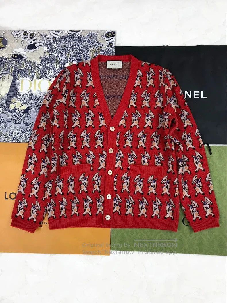 Gucci Dancing Pig Wool Cardigan.