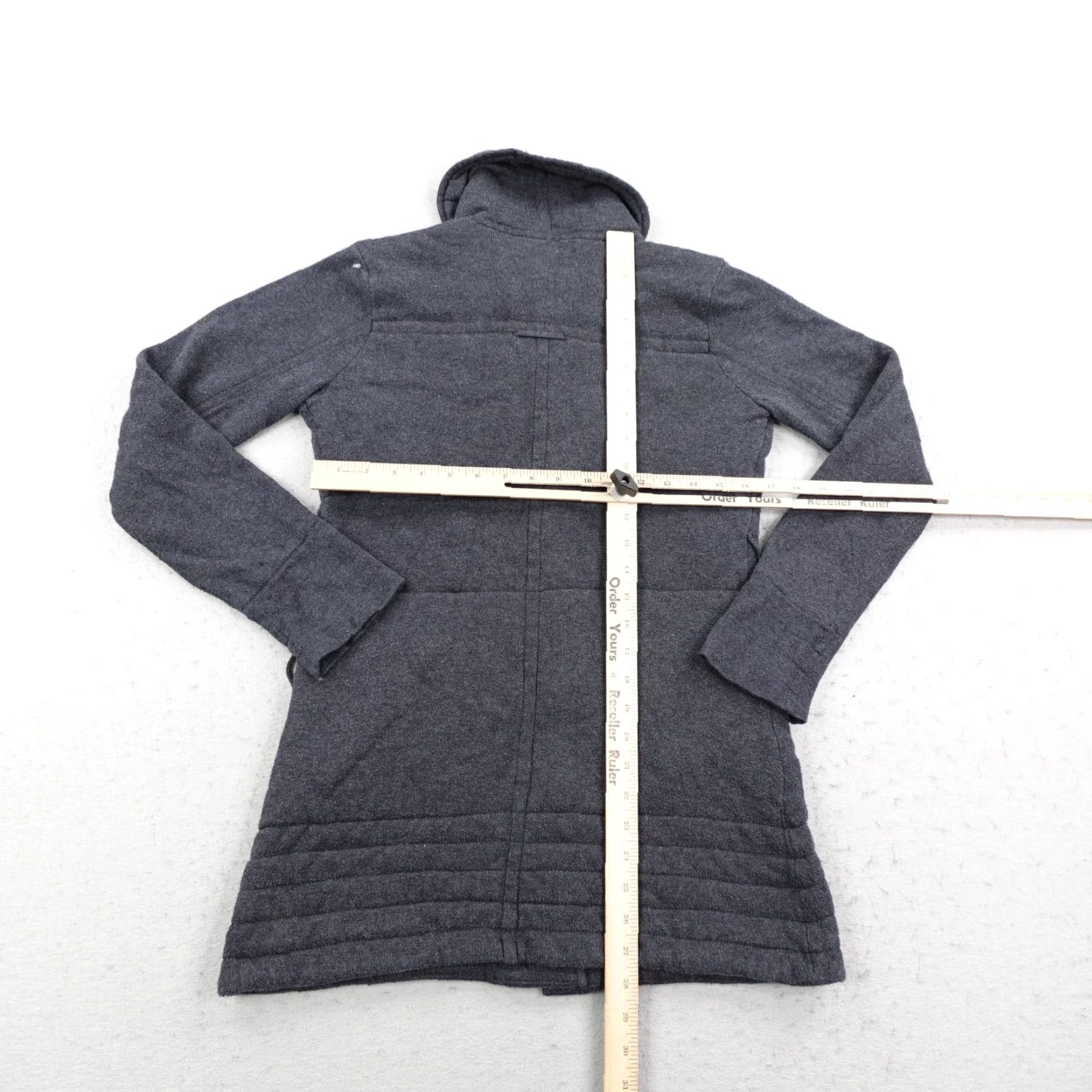Athleta ATHLETA Quilted Coat Womens Small Gray Button Up Outdoor Sweater Size S / US 4 / IT 40 - 5 Thumbnail