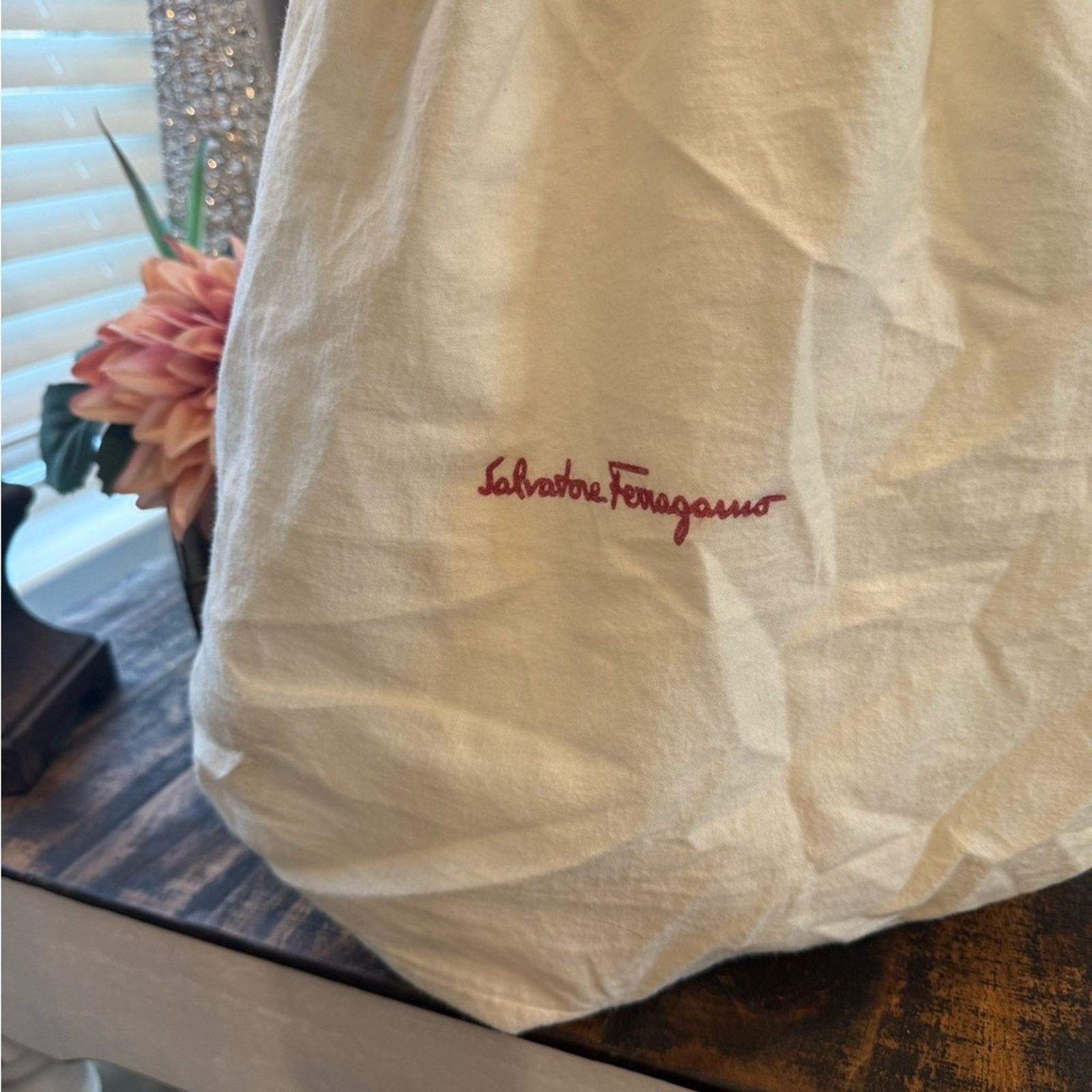 Salvatore Ferragamo Salvatore Ferragamo Black Tote w/Card & Dustbag Size ONE SIZE - 14 Thumbnail