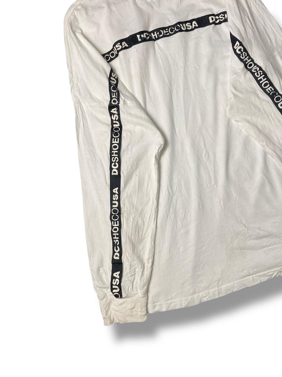 Japanese Brand DC SHOES USA Back Linetape Drop Long Sleeve Shirt (142) Size US XL / EU 56 / 4 - 7 Thumbnail
