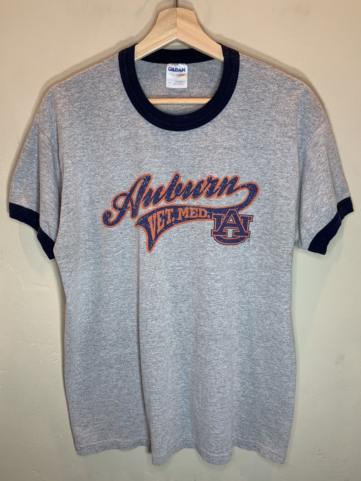 Vintage *RARE* Vintage Auburn University Vetrinary Vet Med T-Shirt M Size US M / EU 48-50 / 2 - 1 Thumbnail