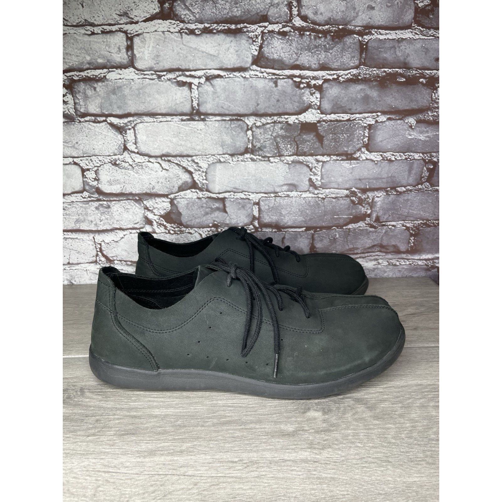 Crocs Crocs Venture Black leather Casual Oxfords lace up Comfort S Size US 12 / EU 45 - 7 Thumbnail