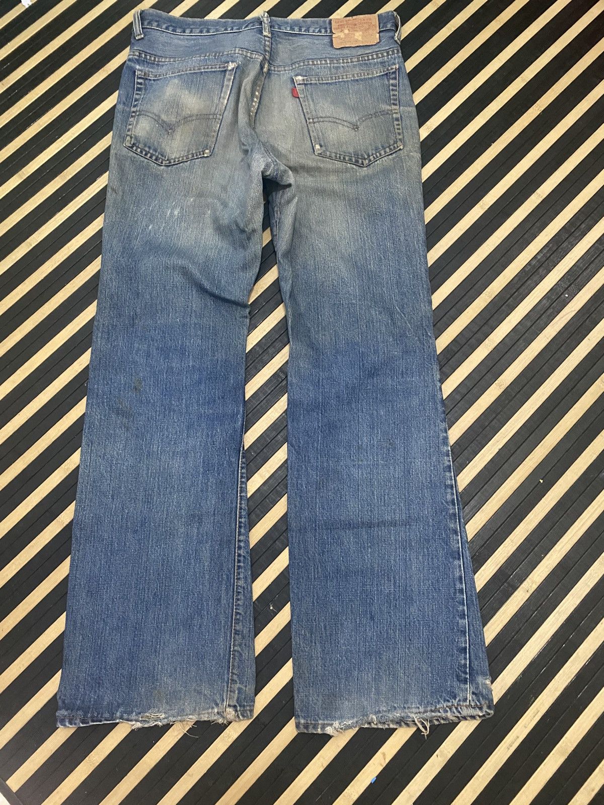 Levi's × Levi's Vintage Clothing Rare Vintage 80s Levi’s Big E Distressed Jeans Made Usa Size US 34 / EU 50 - 2 Thumbnail