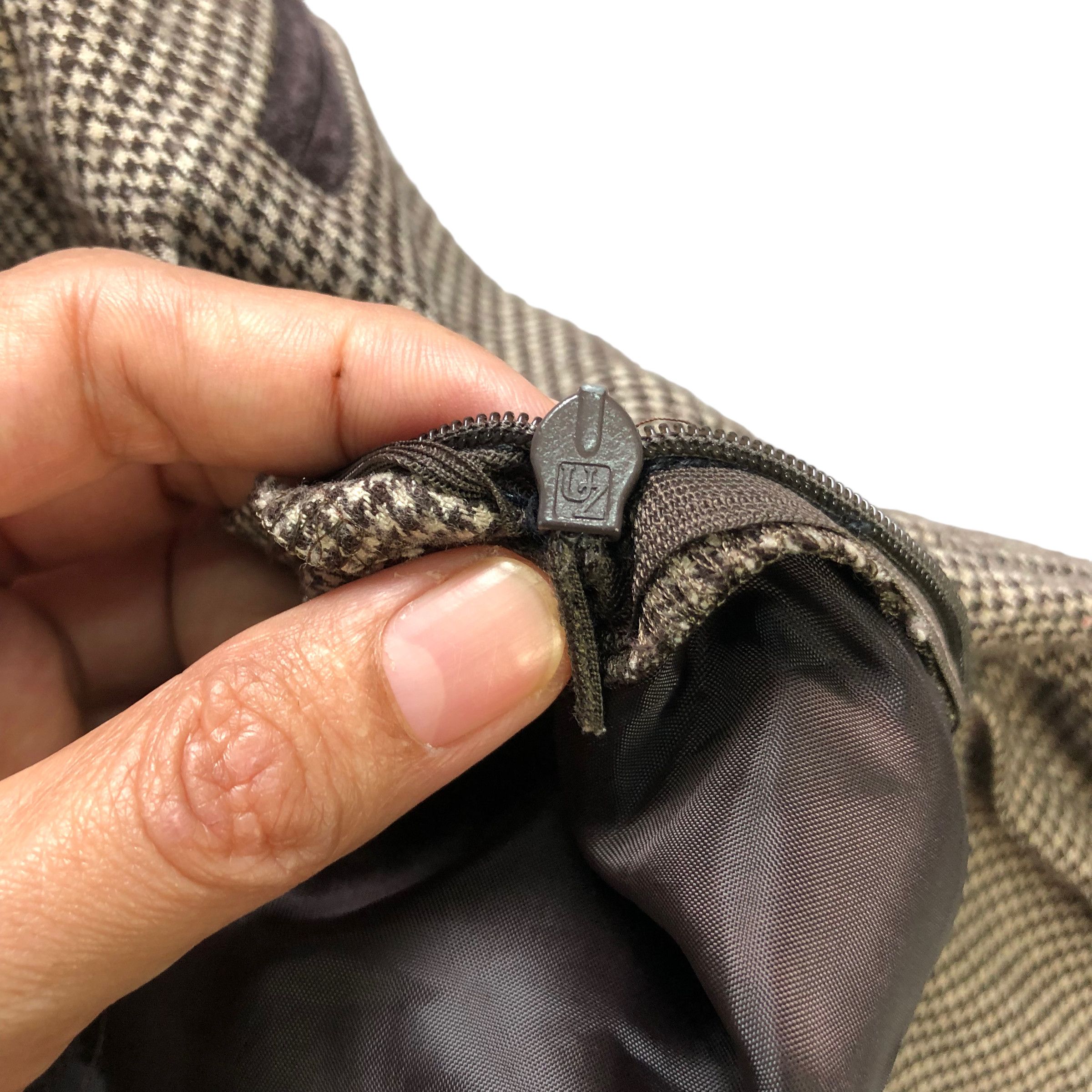 MAX&Co. MAX & CO HOUNDSTOOTH PATTERN SHORT TROUSERS #7279-125 Size 27" / US 4 / IT 40 - 9 Thumbnail