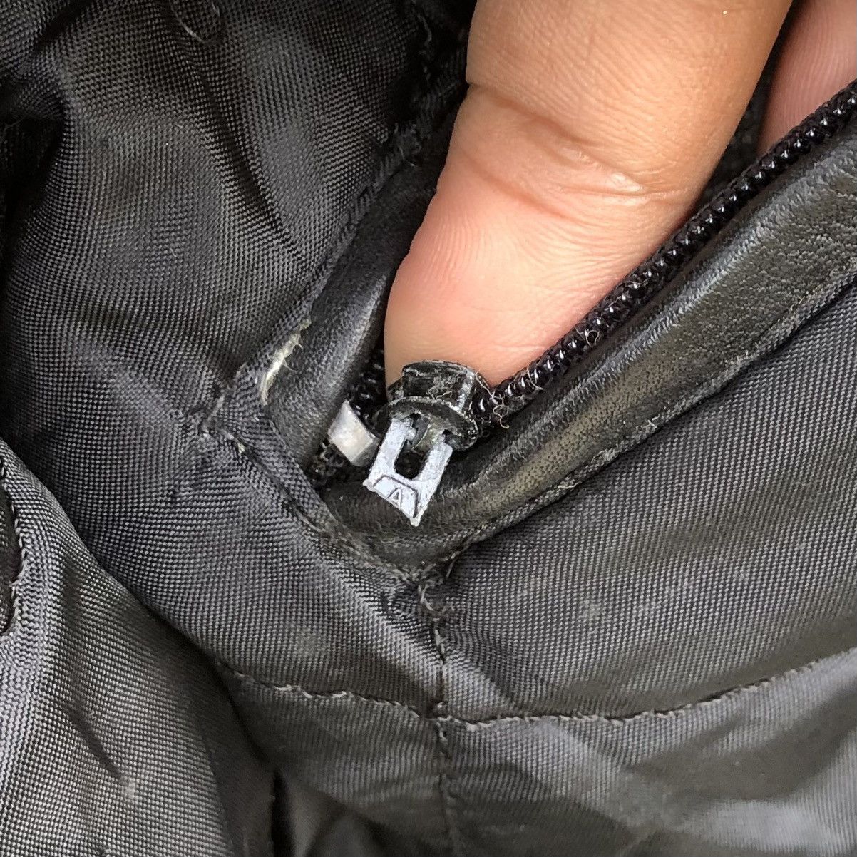 First MFG Co. VTG First Genuine Leather Sun Faded Thinsulate Bomber Jacket Size US L / EU 52-54 / 3 - 20 Thumbnail