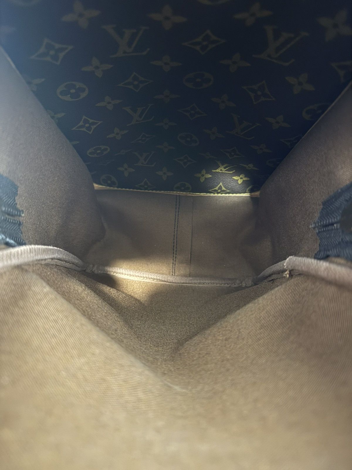 Louis Vuitton EUC Vintage LV Golf Bag SUPER RARE PIECE! Size ONE SIZE - 20 Thumbnail
