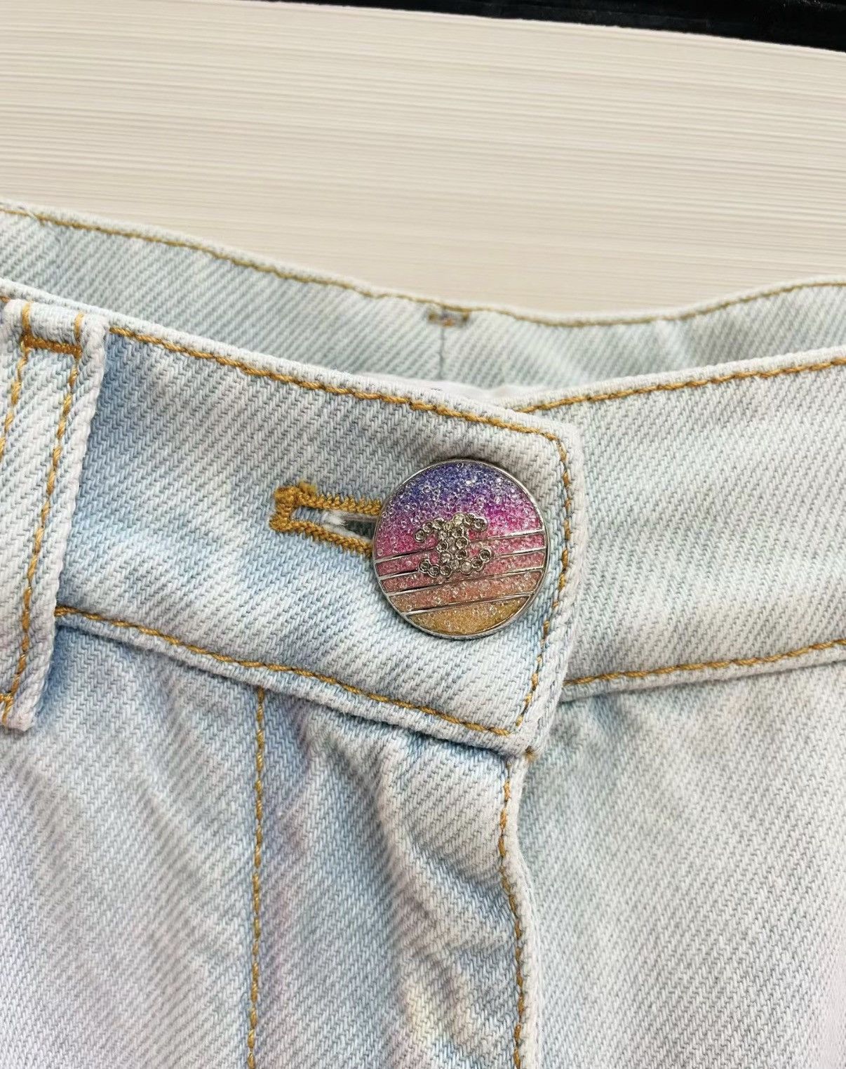 Chanel Chanel F36 24C Collection Tie-Dye Wide-Leg Jeans J33 Size 25" / US 0 / IT 36 - 3 Thumbnail
