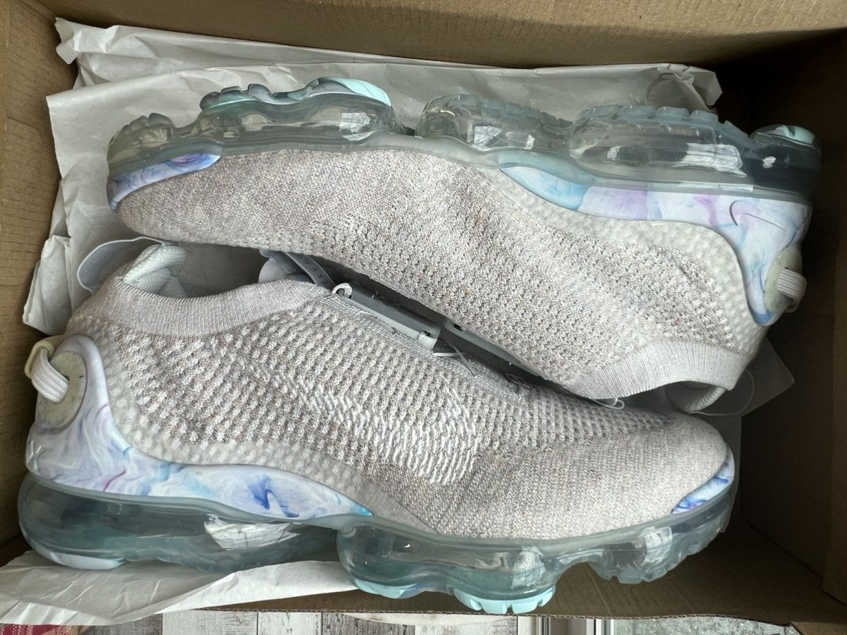Nike Nike Air VaporMax 2020 Flyknit Summit White size 10 DS Size US 10 / EU 43 - 9 Thumbnail