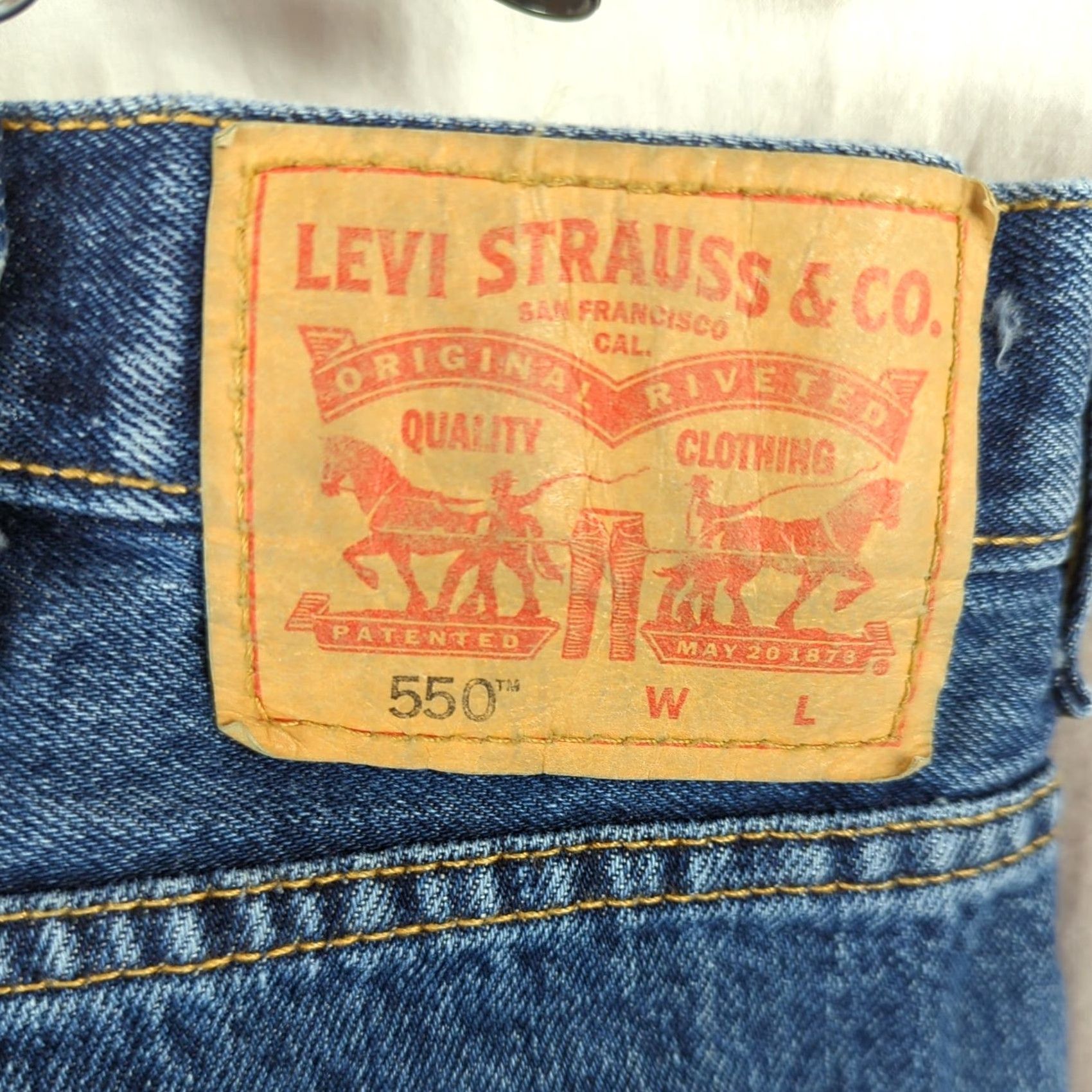 Levi's Levi's 550 Jeans Mens 44X30 Medium Wash Denim Cotton Relaxed Straight 30 Inseam Regular Size Type Jeans Blue Mens Size US 44 / EU 60 - 6 Thumbnail