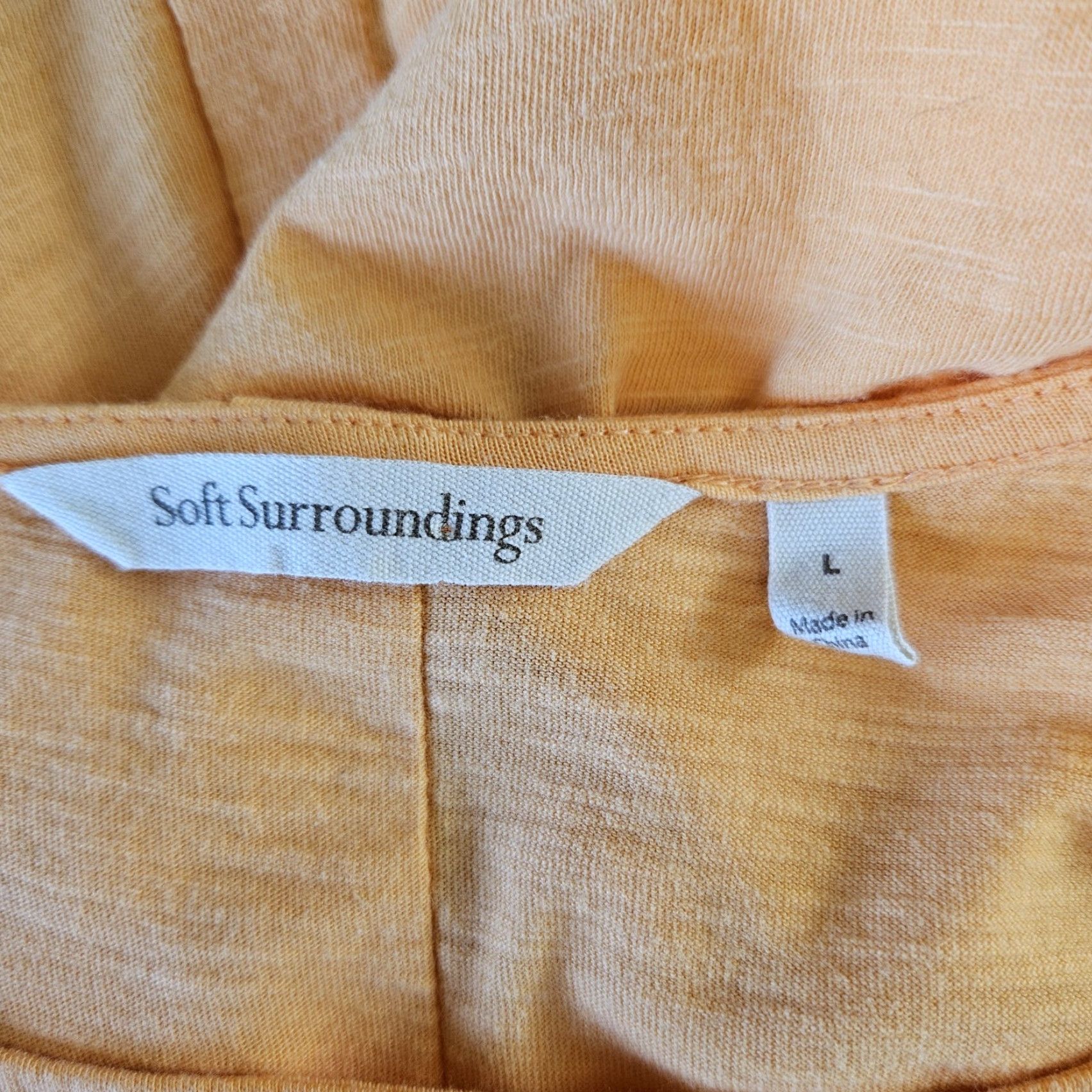 Soft Surroundings Soft Surroundings Womens Top 3/4 Sleeve Blouse Orange L/Large Pullover Cotton Blend Back Buttons Shirt Womens Size L / US 10 / IT 46 - 5 Thumbnail