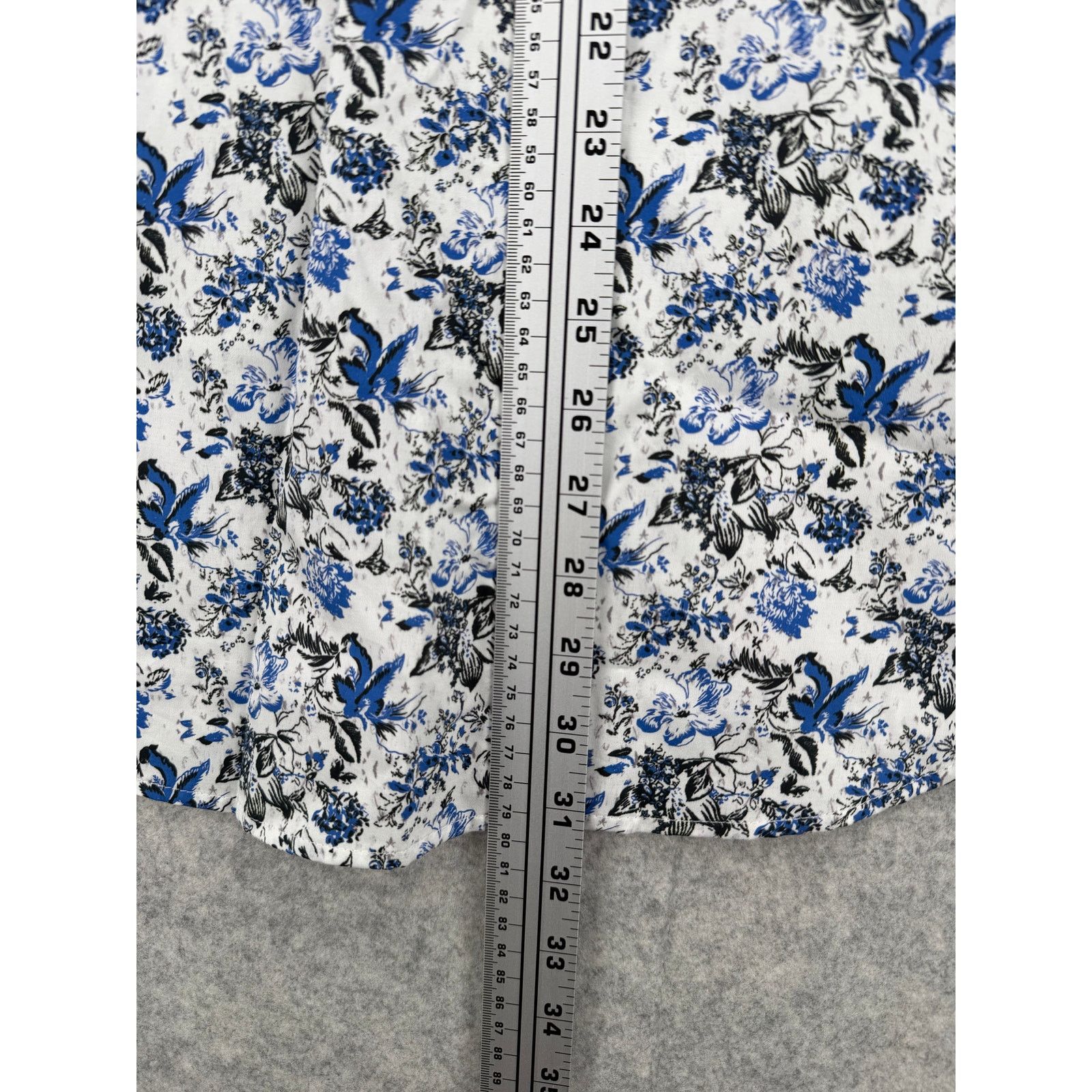 Robert Graham NWT Robert Graham Valdez Floral Classic Fit Woven Shirt Size US M / EU 48-50 / 2 - 6 Thumbnail