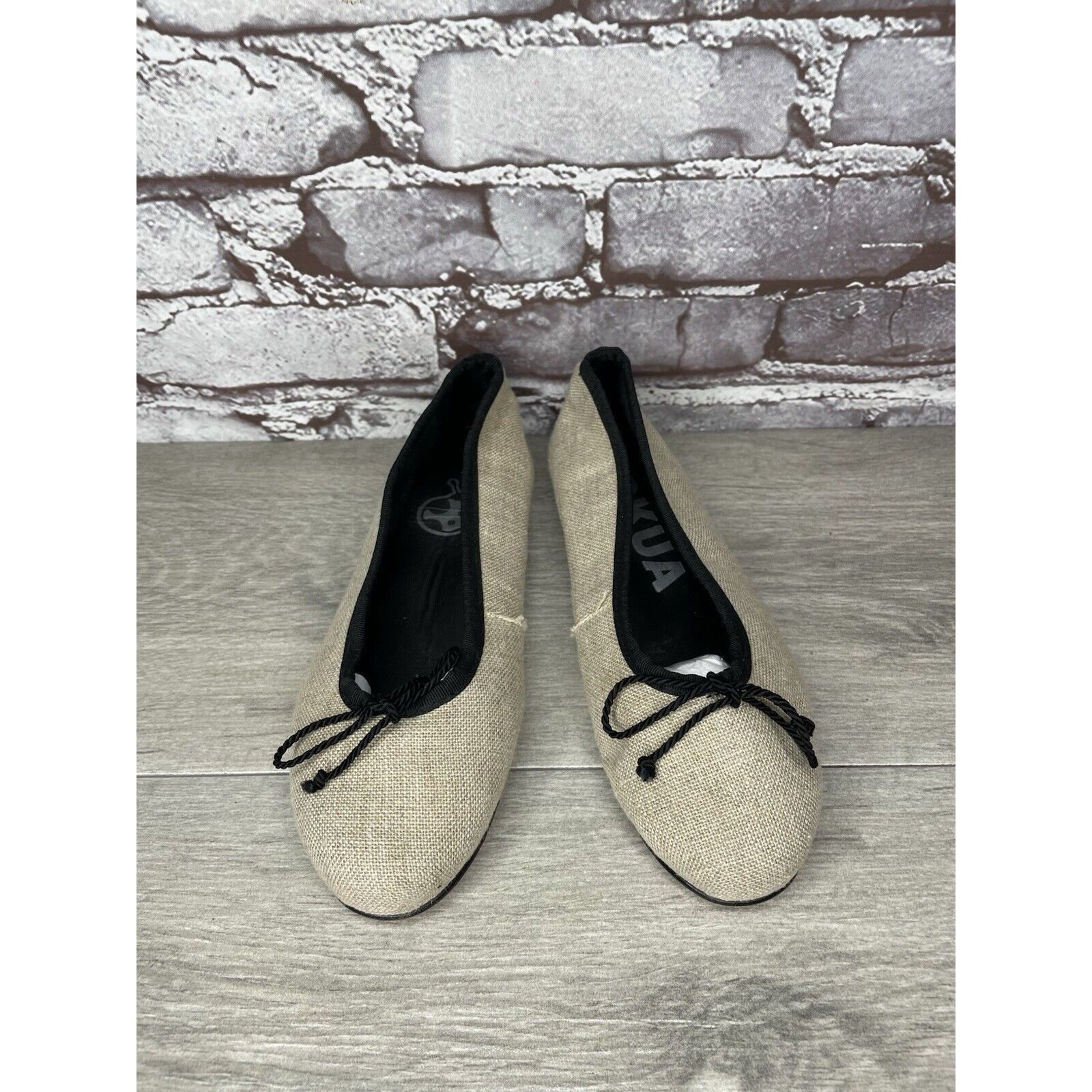 Other Kokua Tan Canvas Fabric Black Bow Casual Ballet Flats Shoes Size US 6.5 / IT 36.5 - 12 Thumbnail