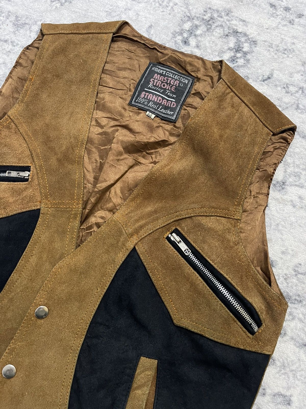 Leather VINTAGE RIDER STYLE RACING TEAM SLEEVELESS LEATHER Size US M / EU 48-50 / 2 - 2 Thumbnail