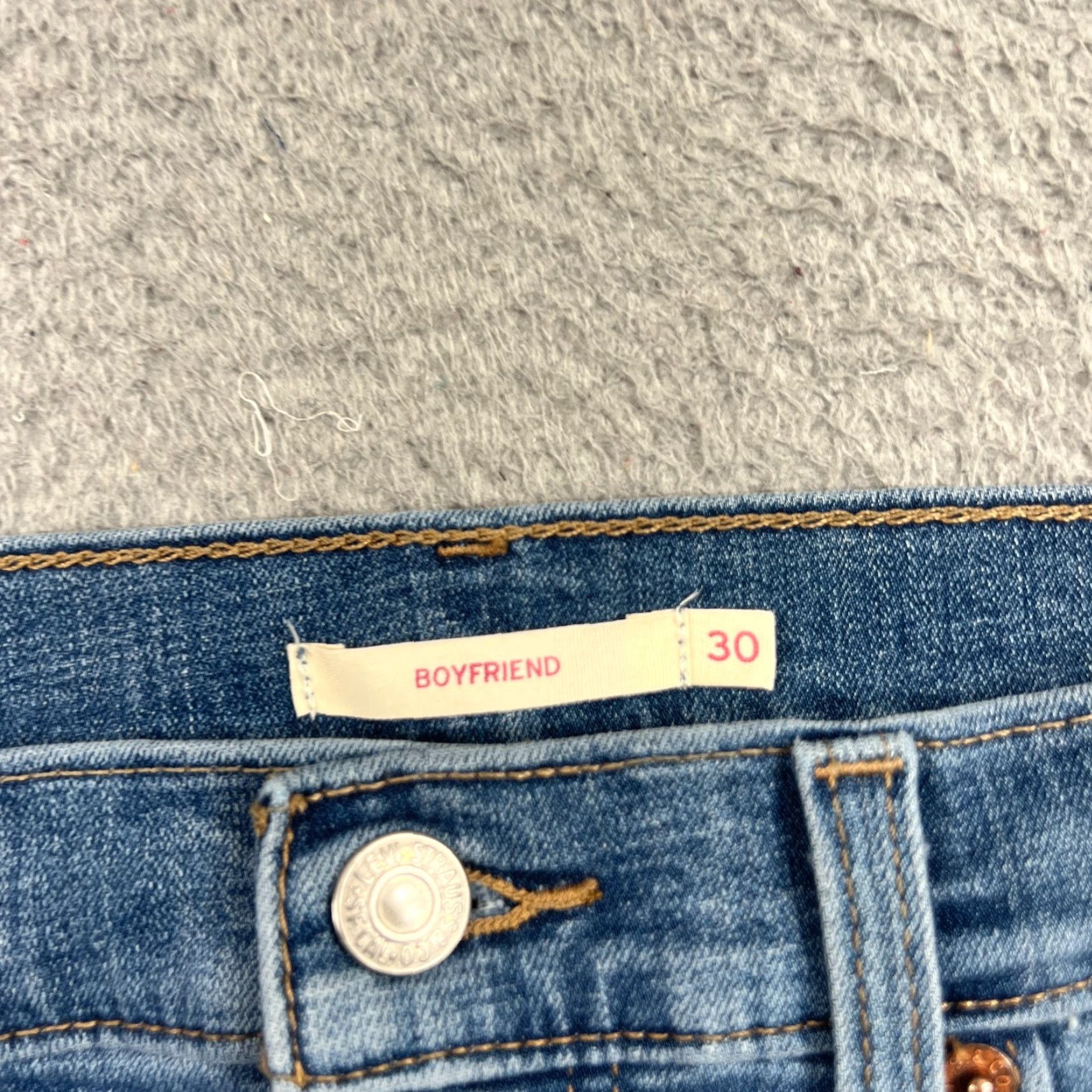 Levi's Levi's Boyfriend Jeans Womens 30 Medium Wash Blue Denim Ankle Relaxed Stretch Size 30" / US 8 / IT 44 - 6 Thumbnail
