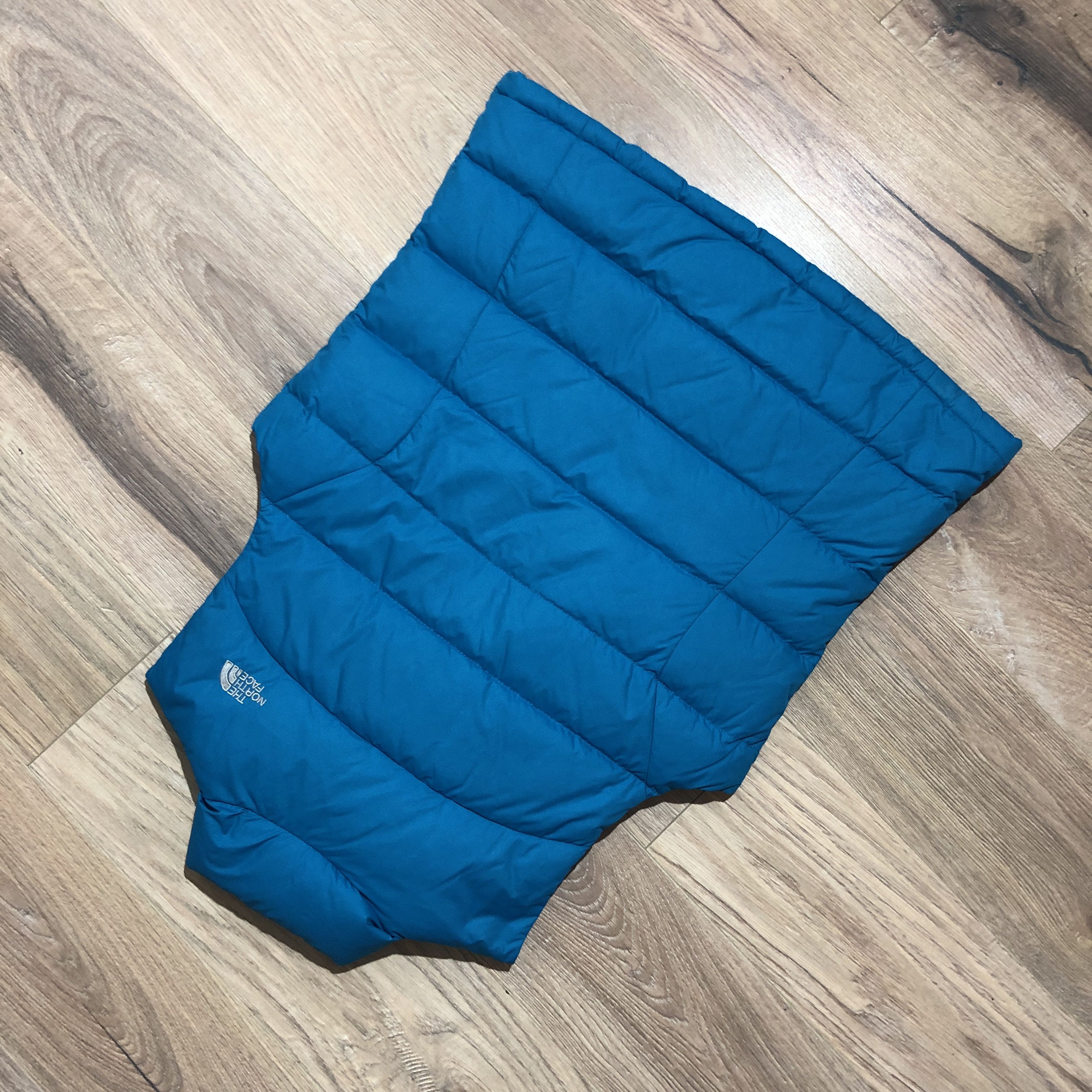 The North Face The north face women's 700 vest down winter y2k Size M / US 6-8 / IT 42-44 - 11 Thumbnail