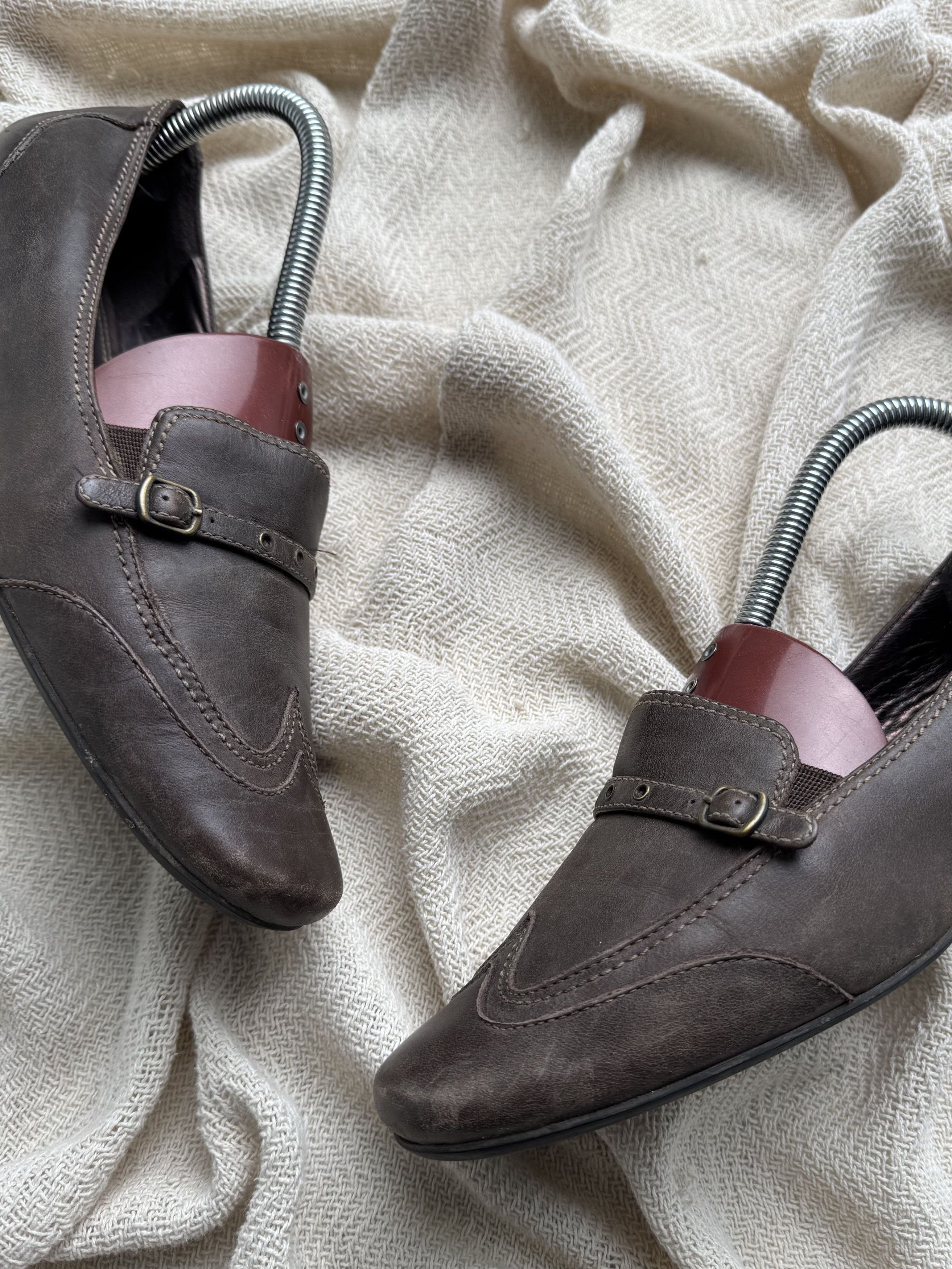 Vintage Vintage Leather Mary Jane Pumps Block Heel Classic Shoes Size US 9 / IT 39 - 2 Thumbnail