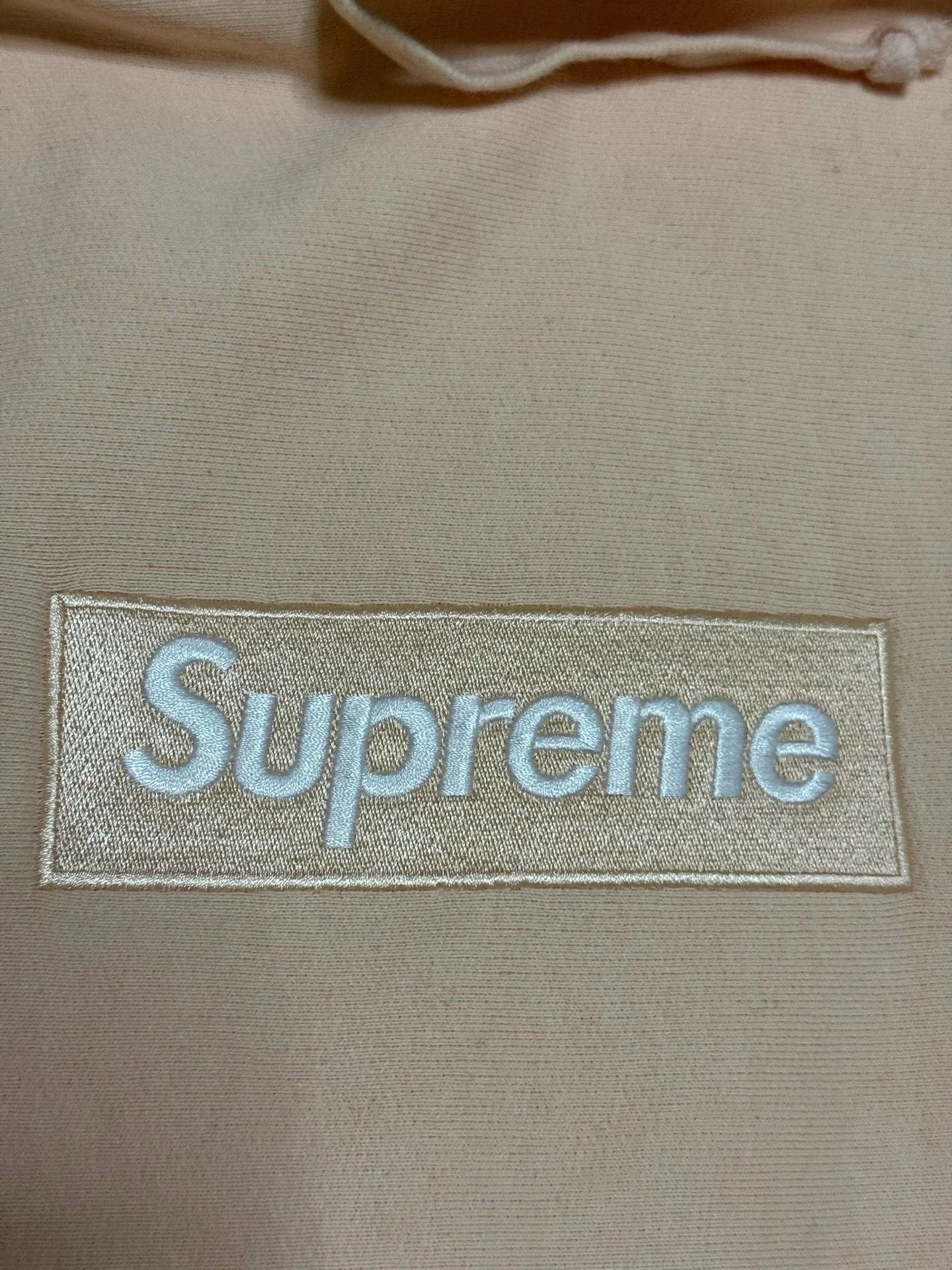 Supreme Supreme FW16 Peach Box Logo Hoodie XL New Size US XL / EU 56 / 4 - 3 Thumbnail