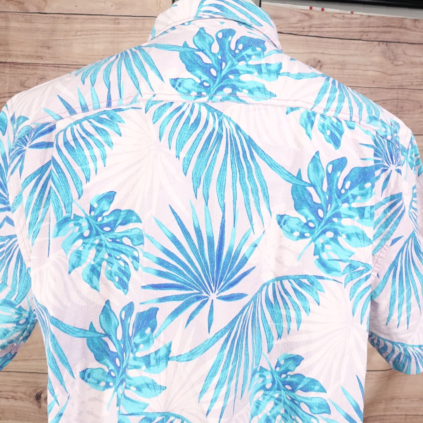 Tommy Bahama TOMMY BAHAMA Floral Button-Up Hawaiian Shirt, Pink Teal, 100% Cotton, Long Sleeve, Adult Large, Mens Size US L / EU 52-54 / 3 - 5 Thumbnail