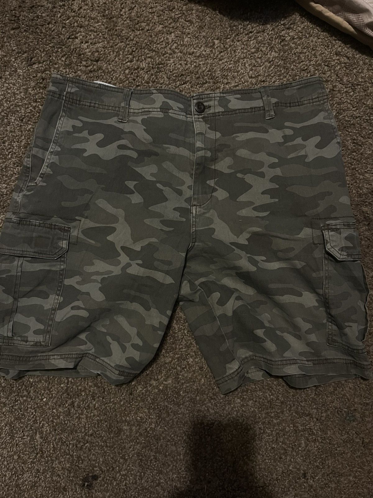 Other Camo shorts Size US 32 / EU 48 - 1 Preview