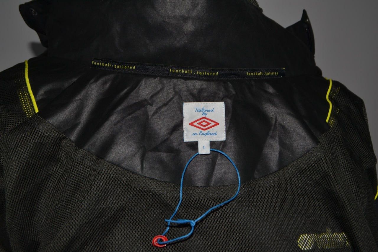 Umbro Tailored By Umbro Jacket Windbreaker Rain Hooded Size US L / EU 52-54 / 3 - 19 Thumbnail