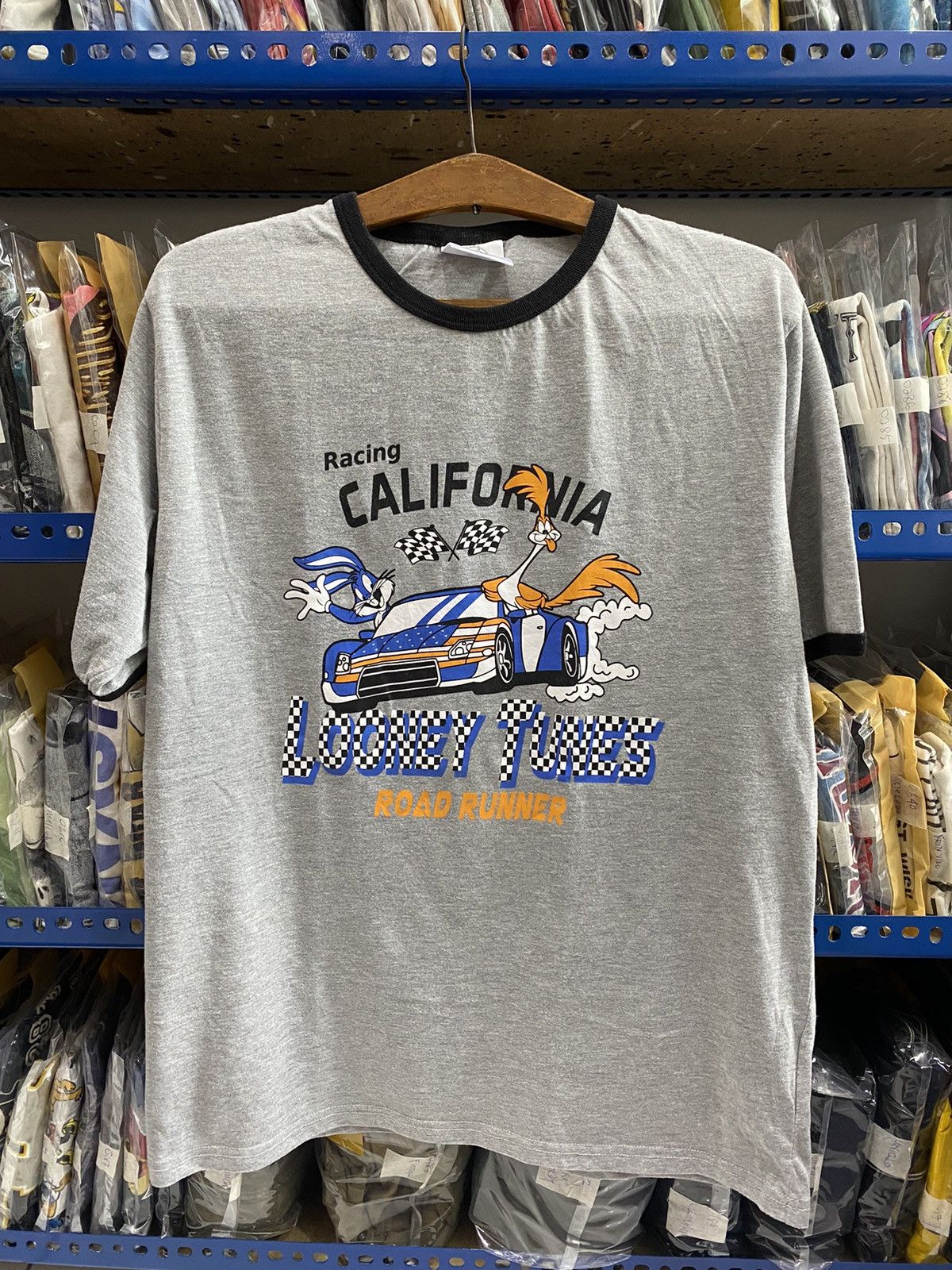 Vintage LOONEY TUNES RINGER TSHIRT Size US M / EU 48-50 / 2 - 1 Thumbnail