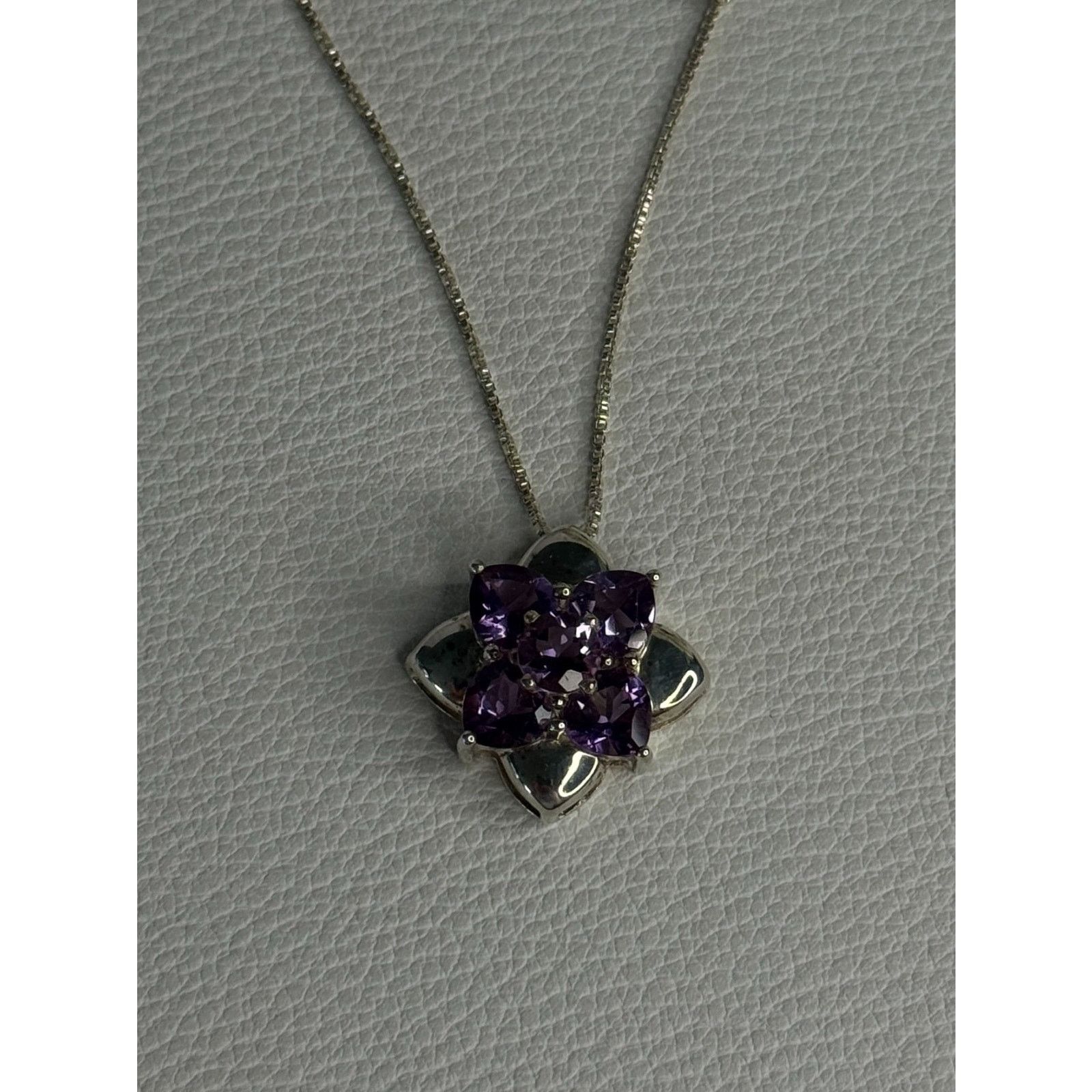 Jewelry 925 STERLING SILVER AMETHYST FLOWER NECKLACE LENGTH 20 INCH Size ONE SIZE - 1 Thumbnail