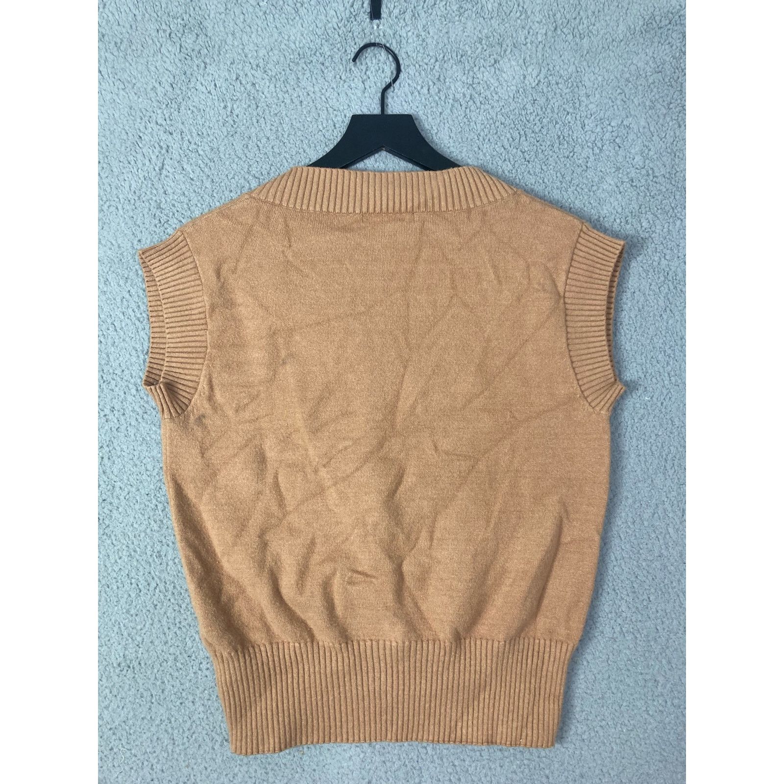 Forever 21 Forever 21 Beige V-Neck Sweater Vest Women's S Rayon Size S / US 4 / IT 40 - 3 Thumbnail