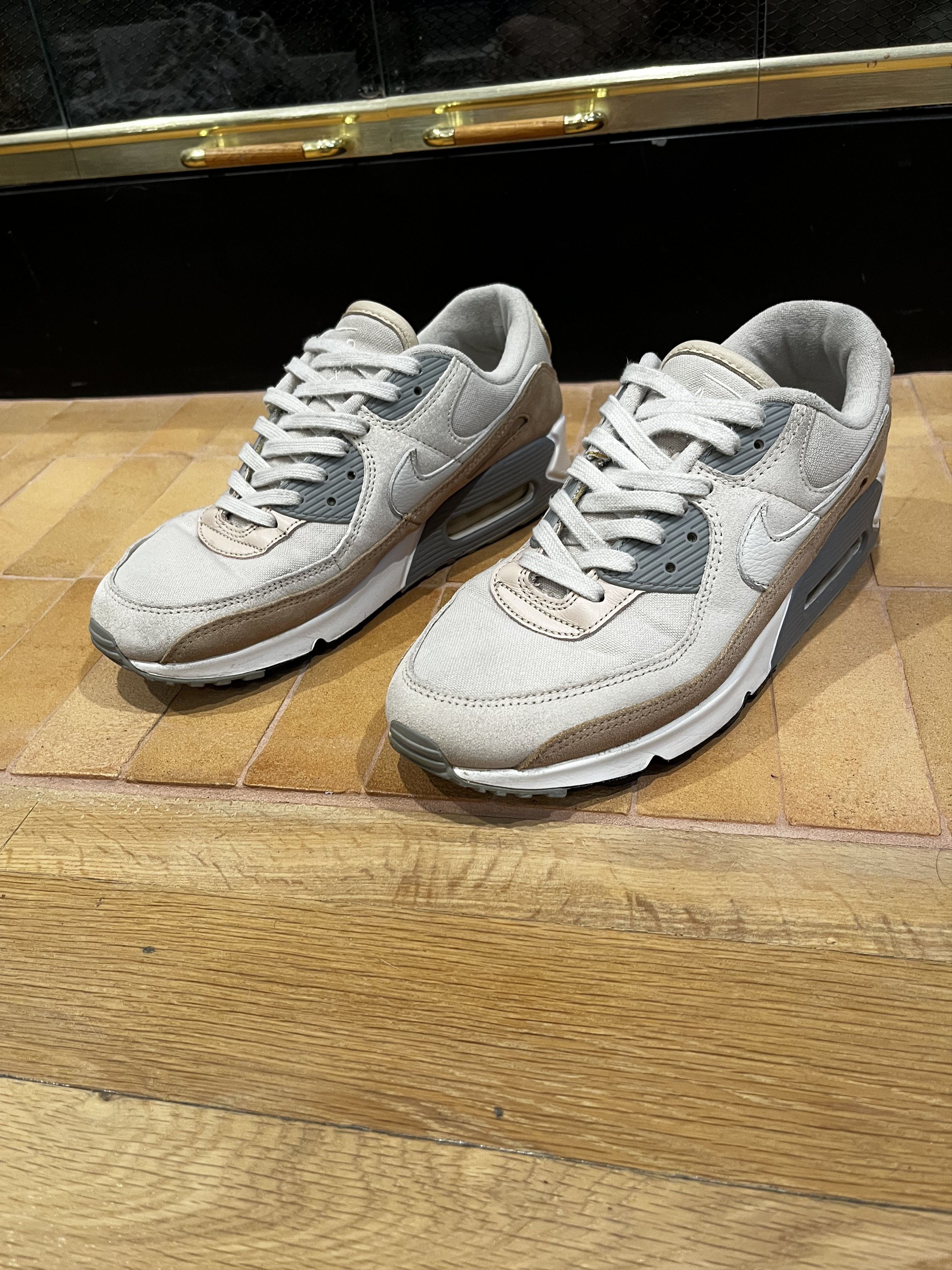 Nike NIKE AIR MAX 90 PREMIUM SANDDRIFT 9.5 DA1641-201 SAND DRIFT Size US 9.5 / EU 42-43 - 2 Thumbnail