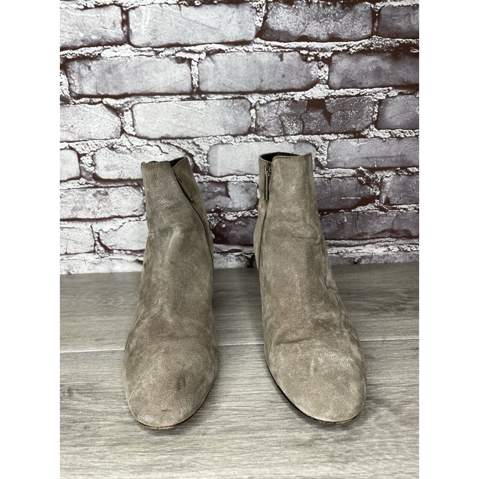 Aquatalia Aquatalia Taupe Suede Leather Side Zip Heel Ankle Booties Wo Size US 10 / IT 40 - 15 Thumbnail