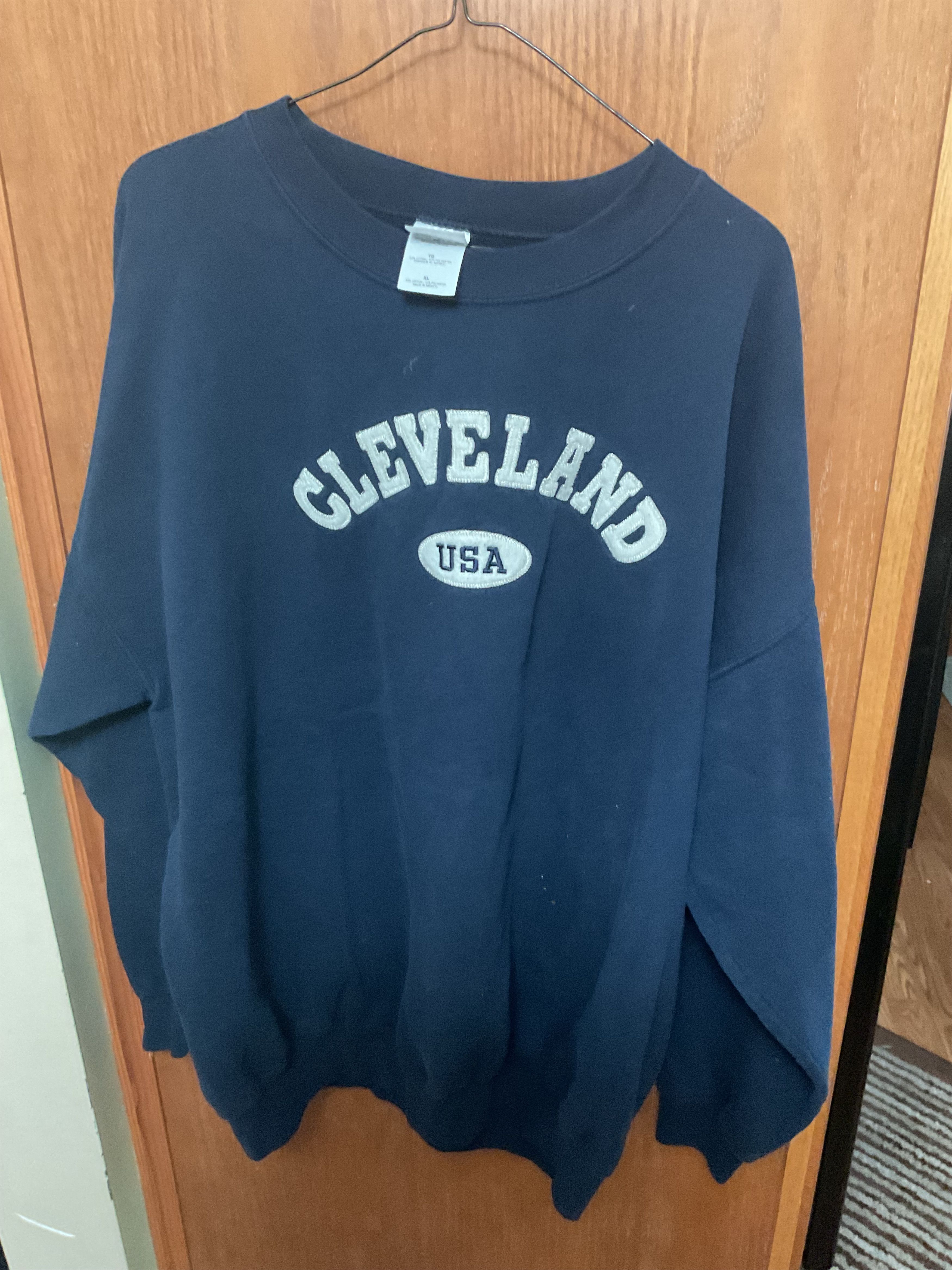 Vintage Cleveland sweatshirt Size US XL / EU 56 / 4 - 1 Thumbnail