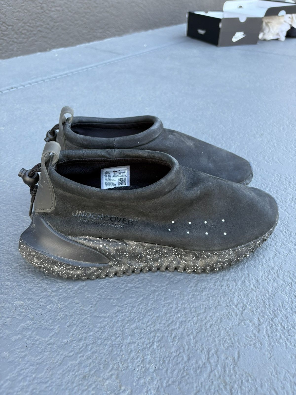 Nike × Undercover Undercover X Nike Moc flow Size US 10.5 / EU 43-44 - 2 Thumbnail