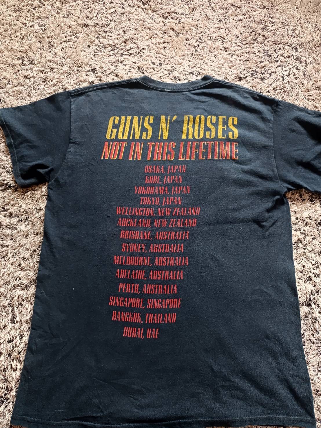 Vintage GUN N ROSES NOT IN THIS LIFETIME Size US M / EU 48-50 / 2 - 6 Thumbnail