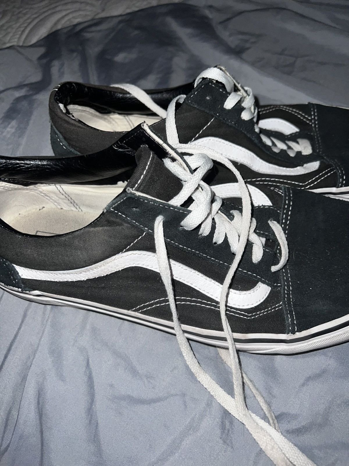 Vans Vans Old Skool – Black/White Men’s Size 12 Size US 12 / EU 45 - 1 Thumbnail