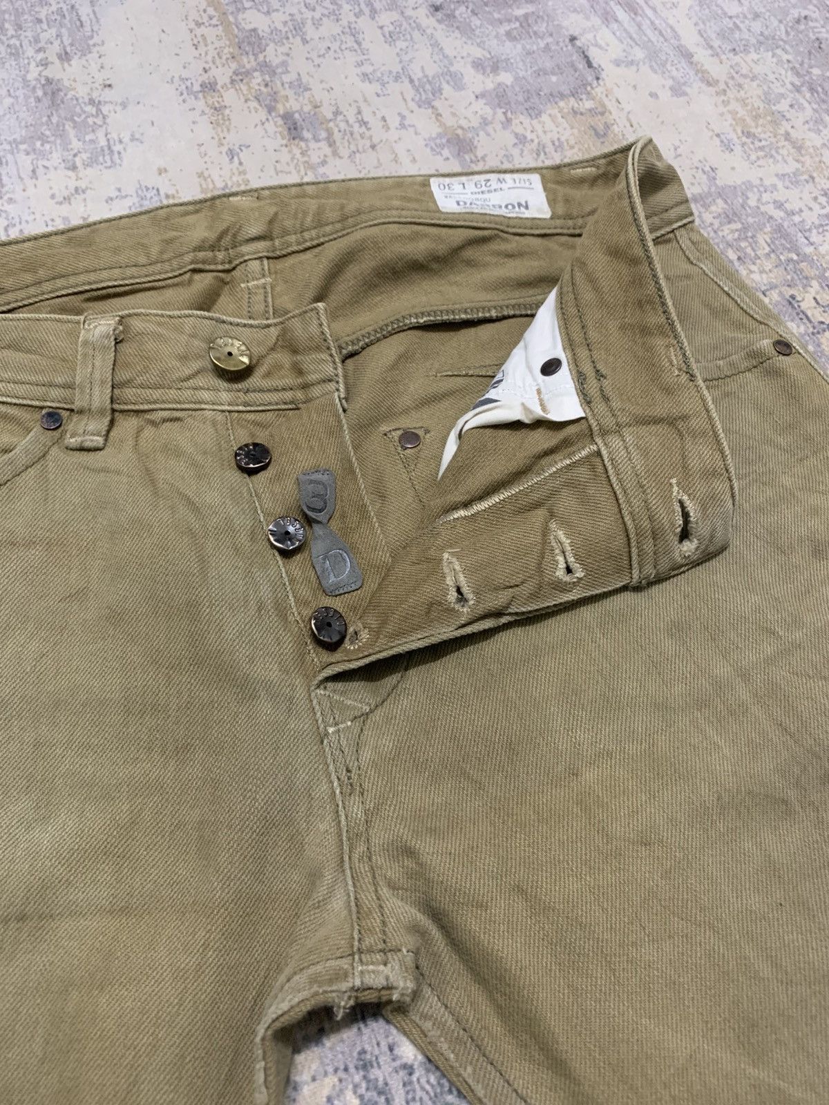 Diesel 32x30 Diesel Darron Regular Slim Tapered Faded Jeans Size US 32 / EU 48 - 6 Thumbnail