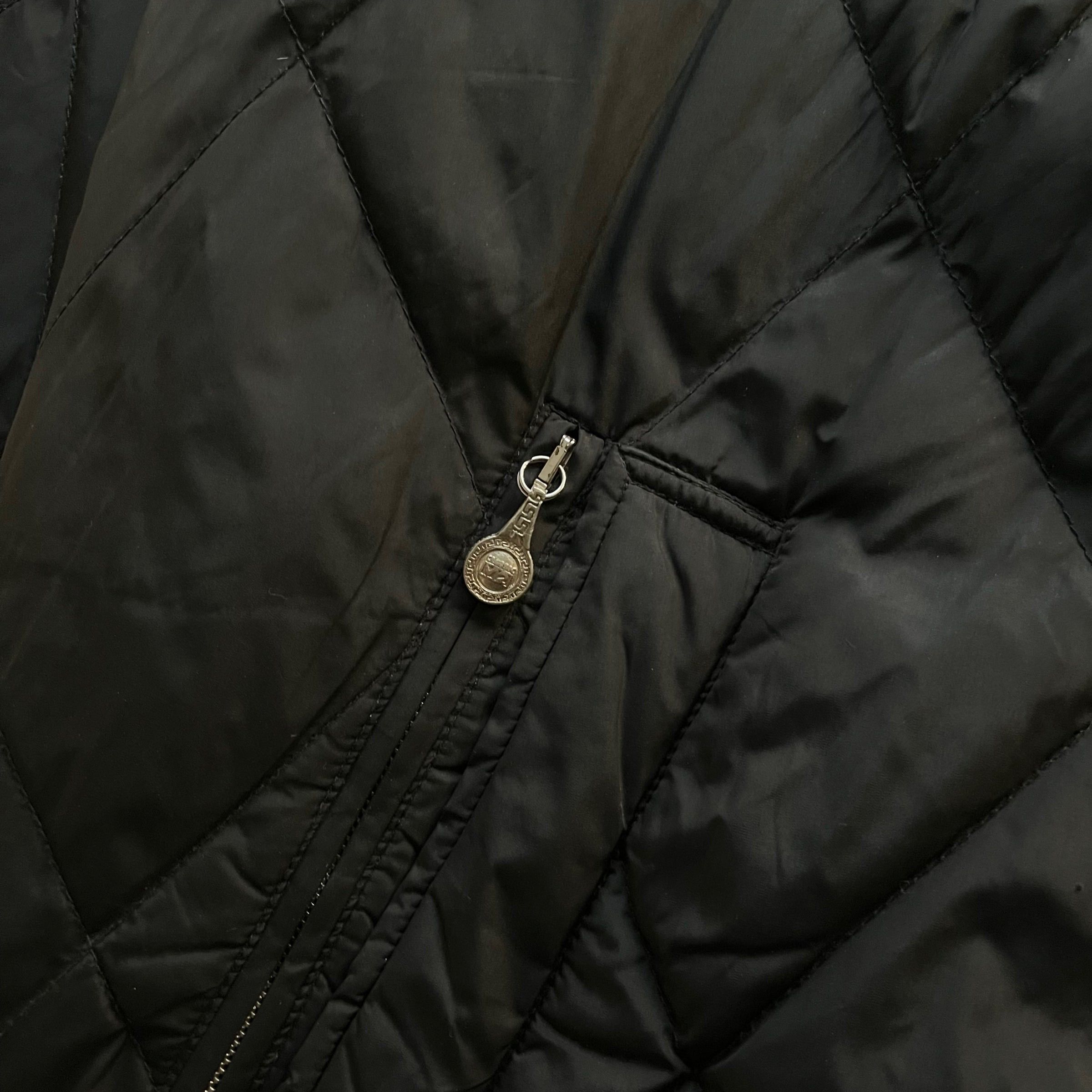 Versace Vintage 90s Men's Versace Classic V2 Quilted Puffer Jacket Size US XL / EU 56 / 4 - 4 Thumbnail