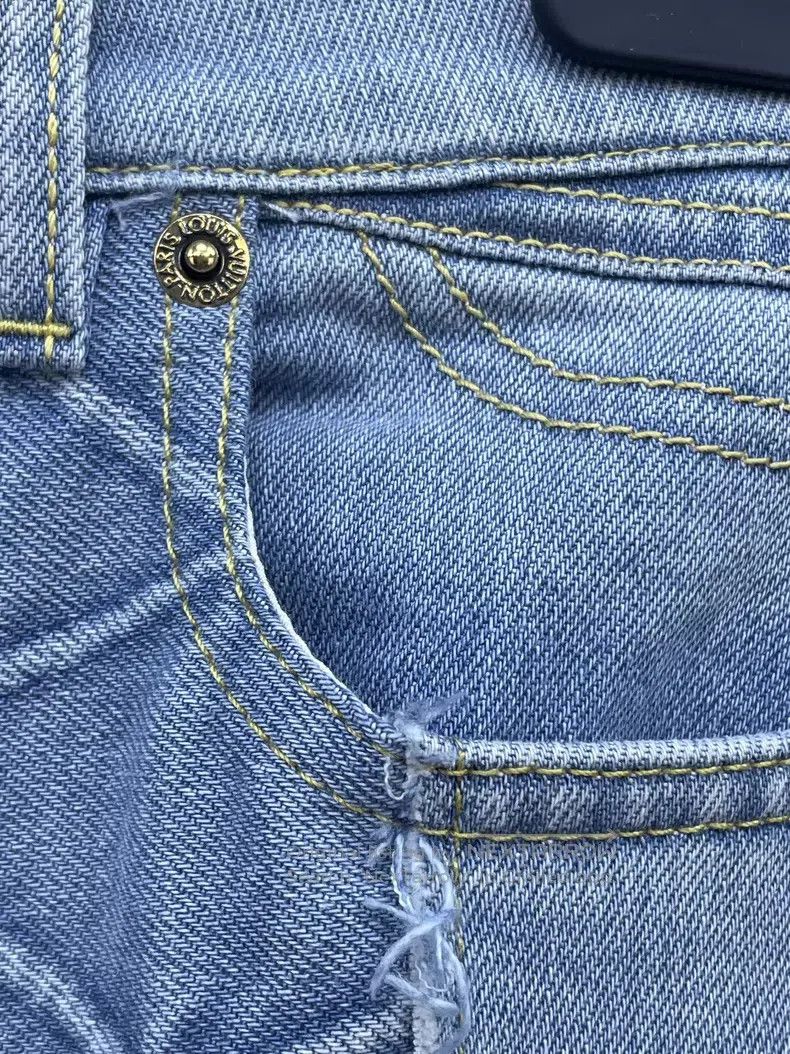Louis Vuitton Louis Vuitton Rhombic denim skirt Size 33" - 4 Thumbnail