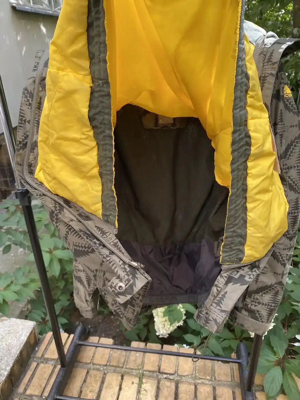 Nike ACG Nike ACG 2 in 1 system jacket 3 Outer Layer 2 Thermal Layer Size S / US 4 / IT 40 - 5 Thumbnail