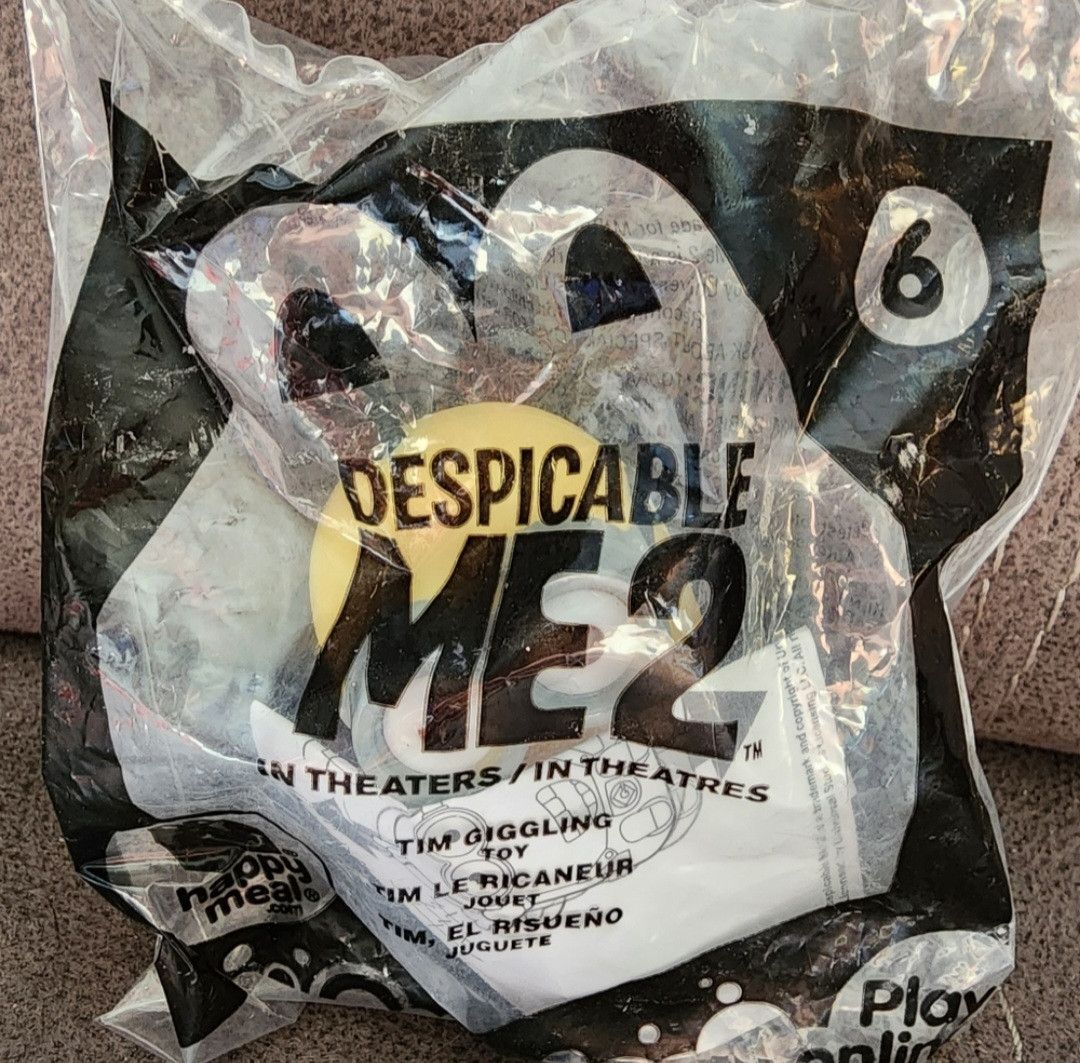 Universal Studios NIP Despicable Me 2 McDonald's Happy Meal Toy Minion - Tim Size ONE SIZE - 1 Thumbnail