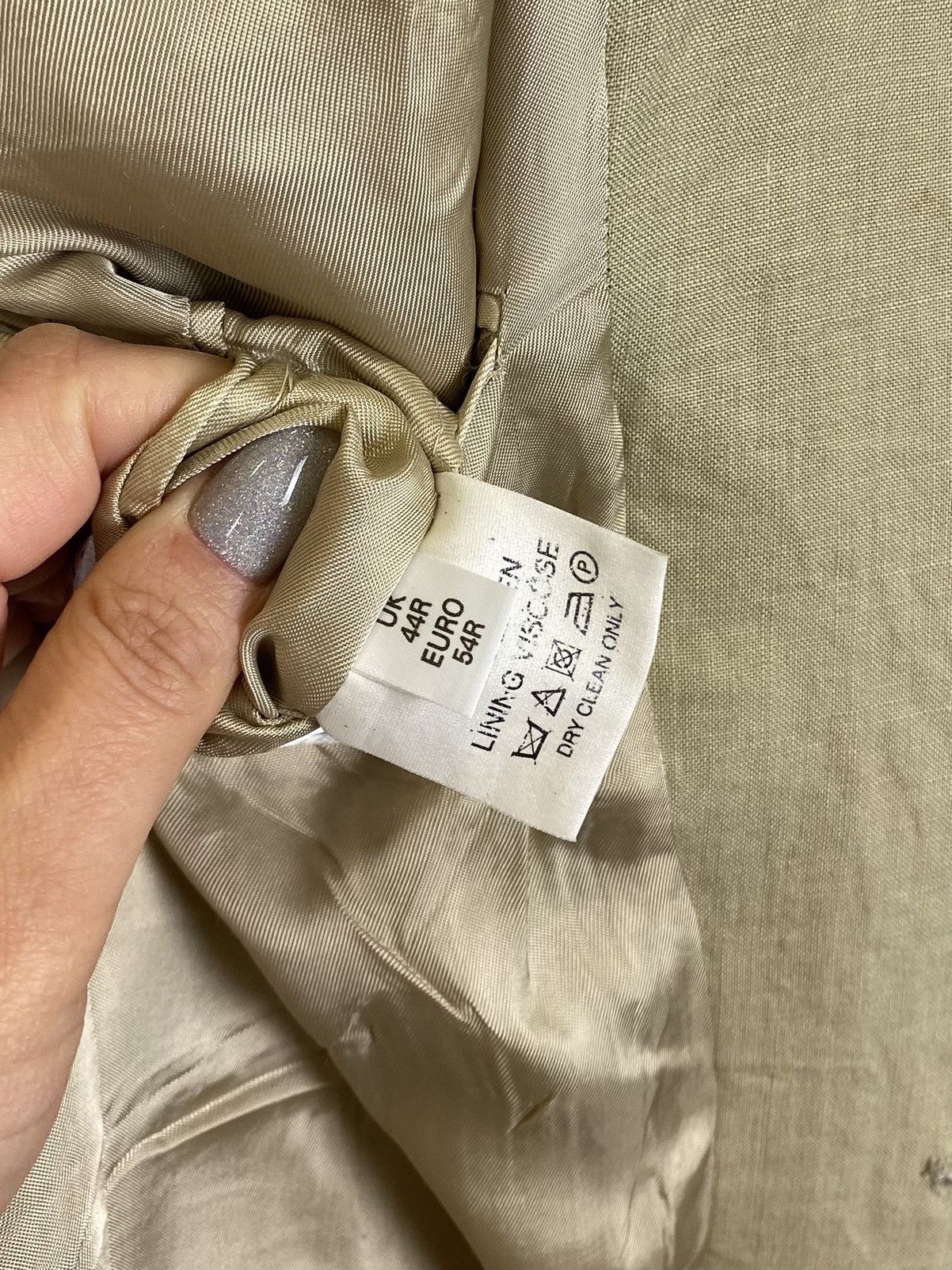 Burberry Vintage Thomas Burberry Viscose Three-Button Blazer Jacket Size 44R - 9 Thumbnail