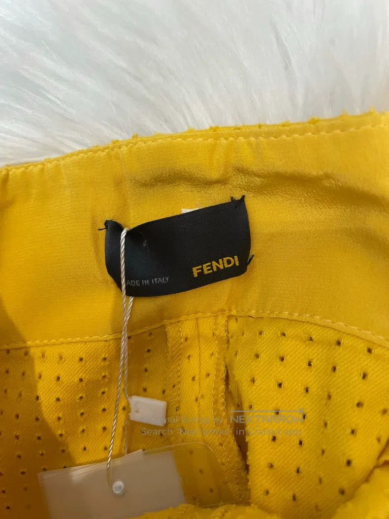 Fendi Fendi Yellow casual shorts Size 25" / US 0 / IT 36 - 3 Thumbnail