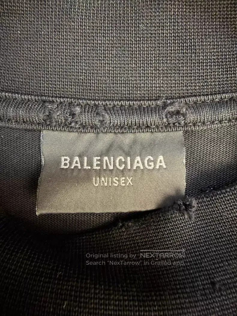 Balenciaga Balenciaga Letter Logo Pattern Printed Round Neck Loose Fi Size US XS / EU 42 / 0 - 3 Thumbnail
