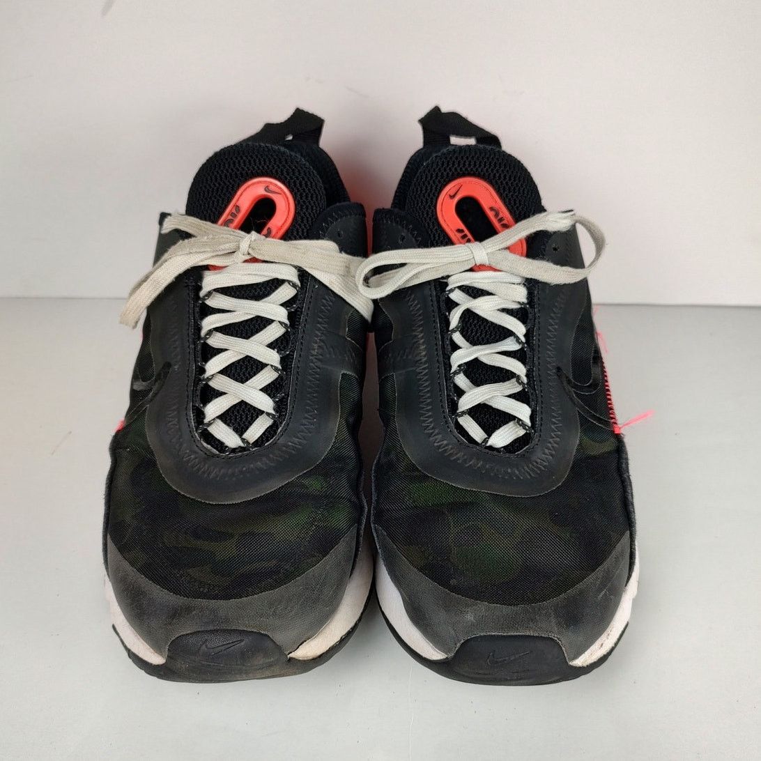 Nike Nike Air Max 2090 training shoes "Infrared Duck Camo" mens 8 Size US 8 / EU 41 - 6 Thumbnail