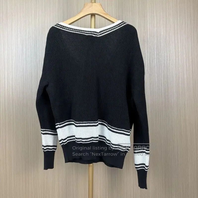 Chanel Chanel Black Wool Pullover Sweater . Size M / US 6-8 / IT 42-44 - 2 Thumbnail
