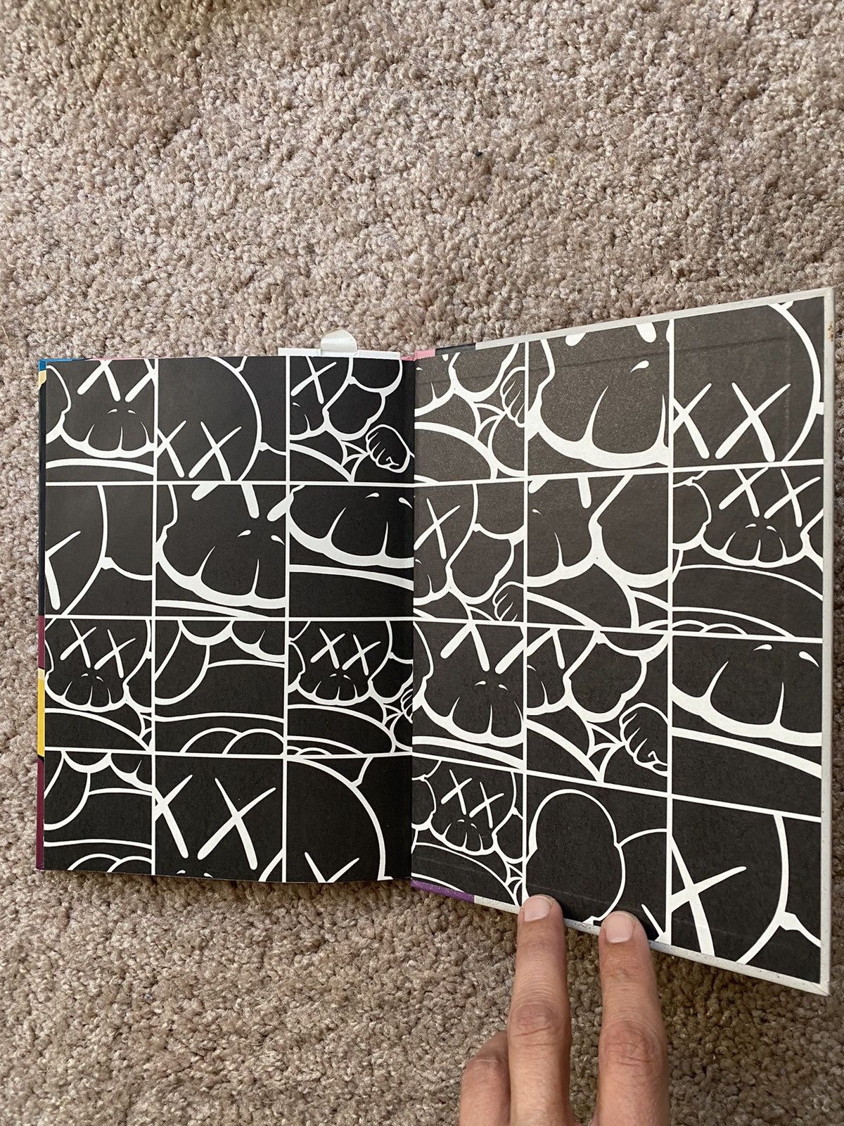 Kaws Kaws one krusty the clown kimpsons hardcover book 2001 Size ONE SIZE - 9 Thumbnail