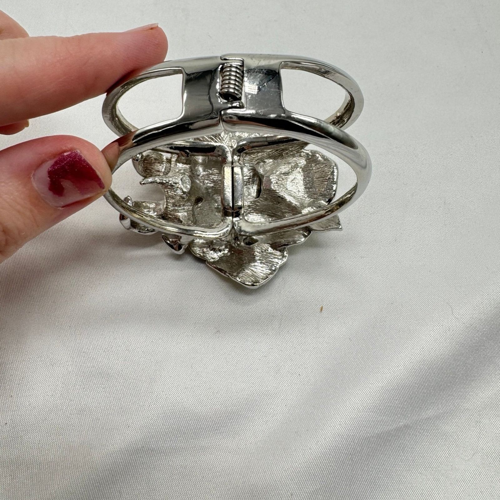 Kenneth Jay Lane VTG Kenneth Jay Lane cuff bracelet Size ONE SIZE - 5 Thumbnail