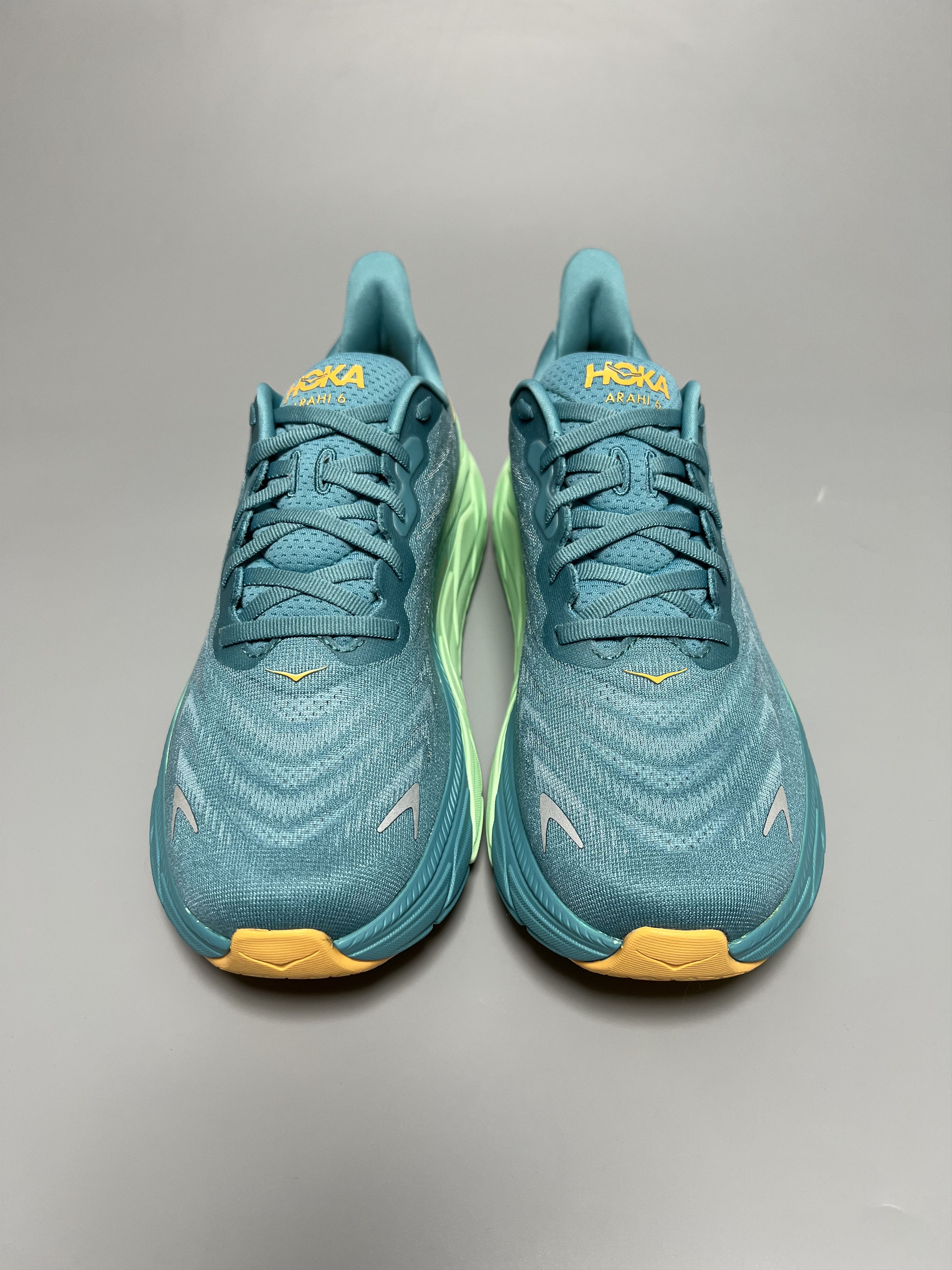 Hoka 9D Hoka One One Arahi 6 Running Shoes Walking Gym Size US 9 / EU 42 - 4 Thumbnail