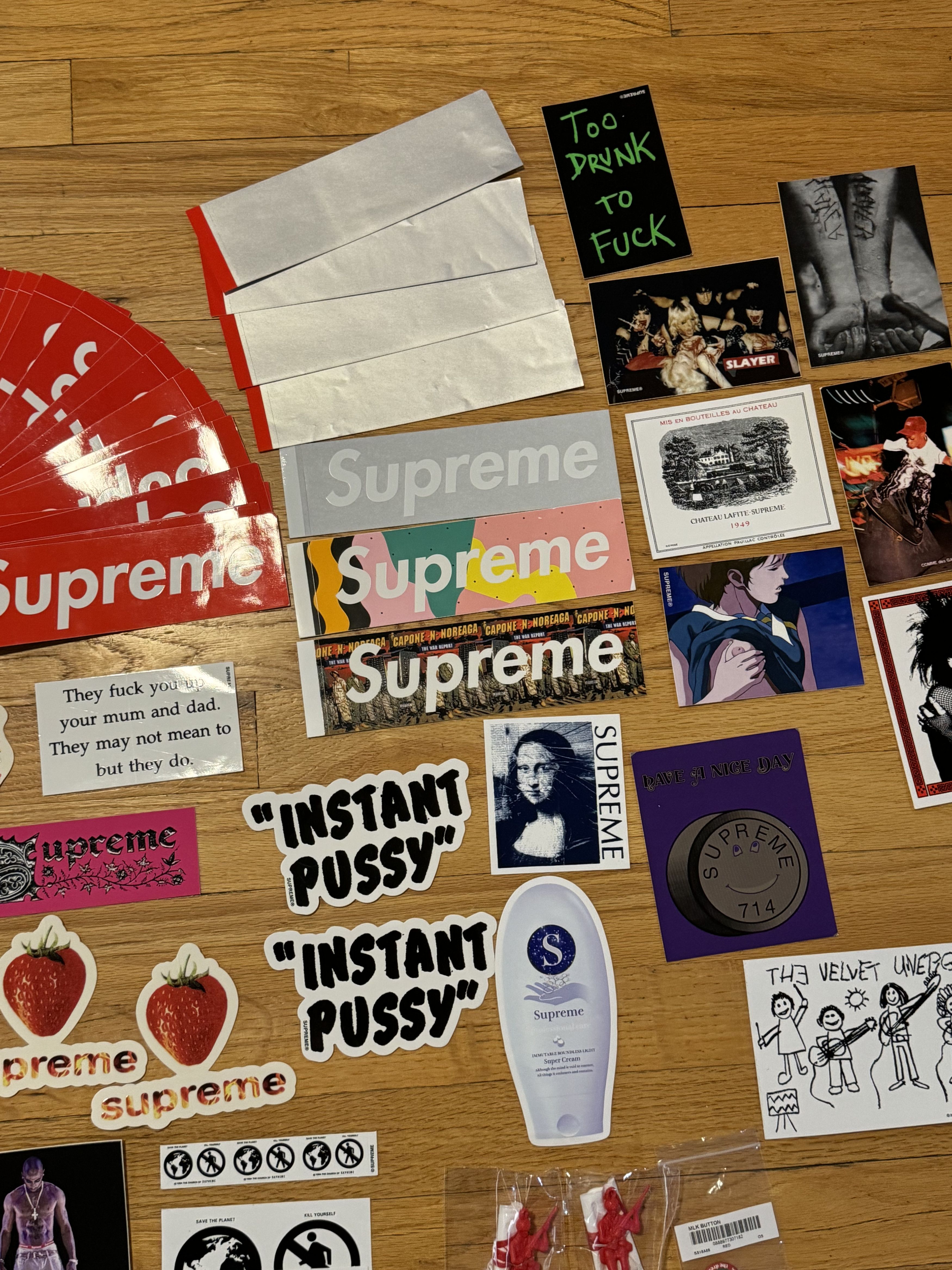 Supreme Vintage Supreme Sticker Collection – 42+ Box Logos + Rares Size ONE SIZE - 7 Thumbnail