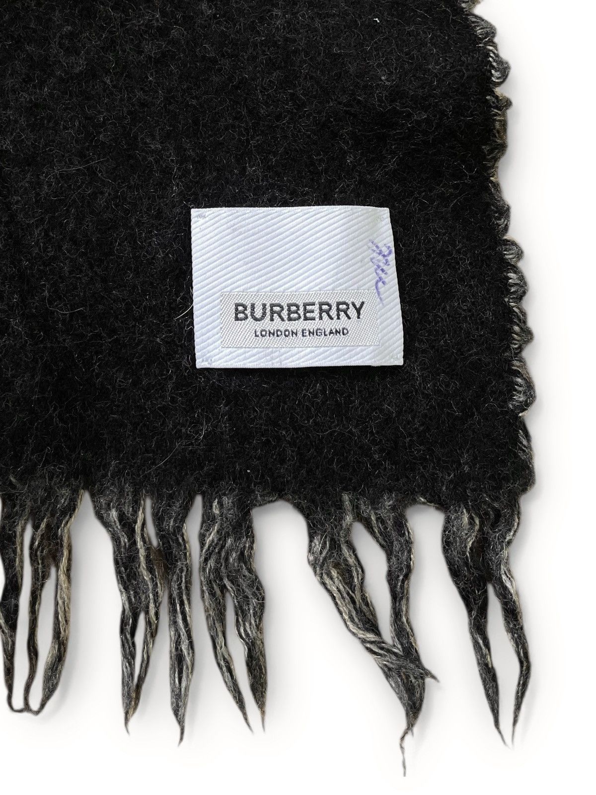 Burberry Burberry Wool Scarf – Made in England – 170×30 cm Size ONE SIZE - 8 Thumbnail