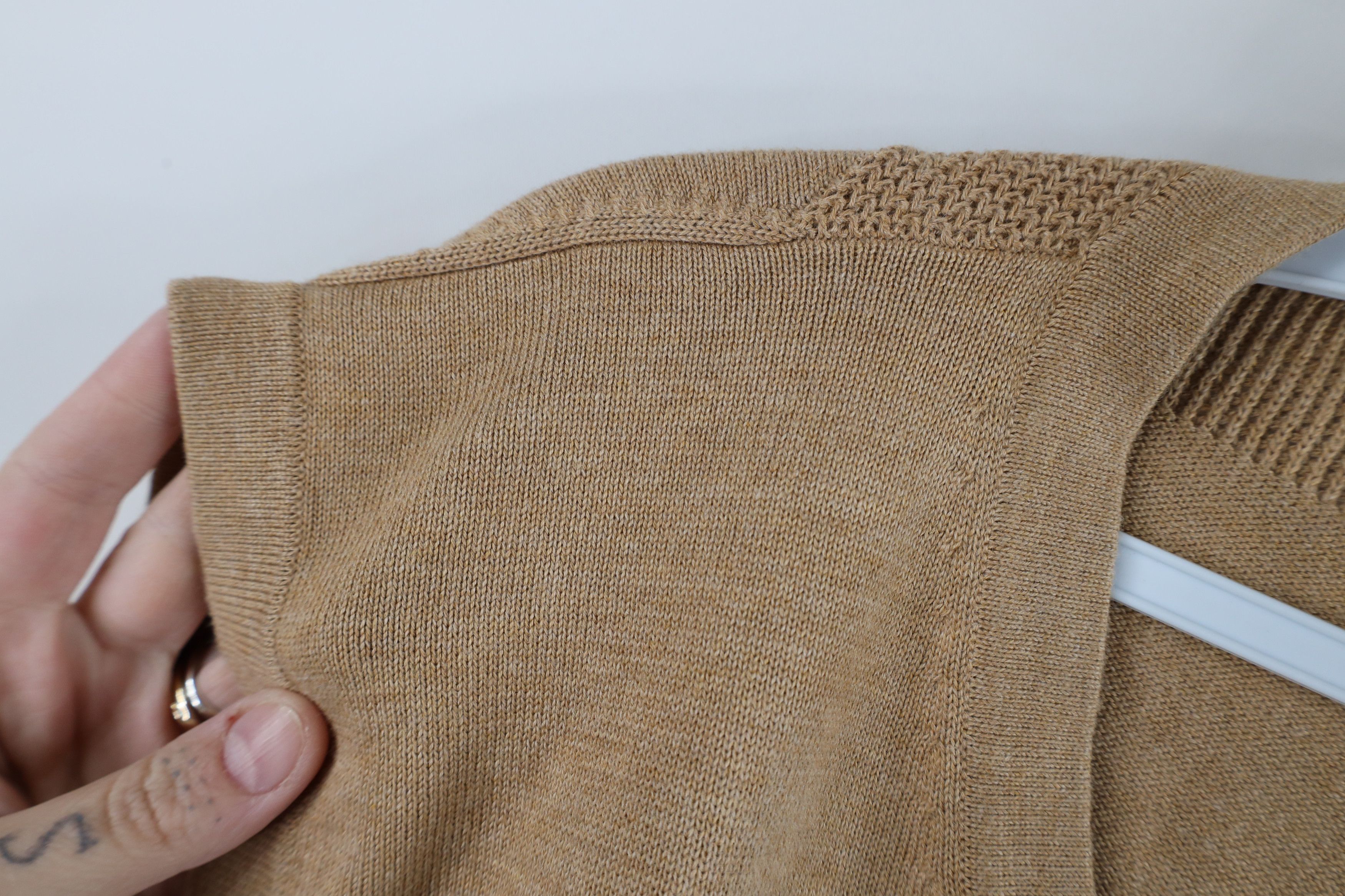 Lands' End × Vintage Vintage 90s Lands End Cotton Knit V-Neck Sweater Vest Beige Size US XL / EU 56 / 4 - 7 Thumbnail