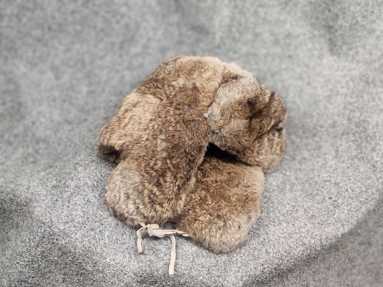 If Six Was Nine Vintage Crazy Ushanka Hat of natural Beige Fur Y2K Style Size ONE SIZE - 2 Thumbnail